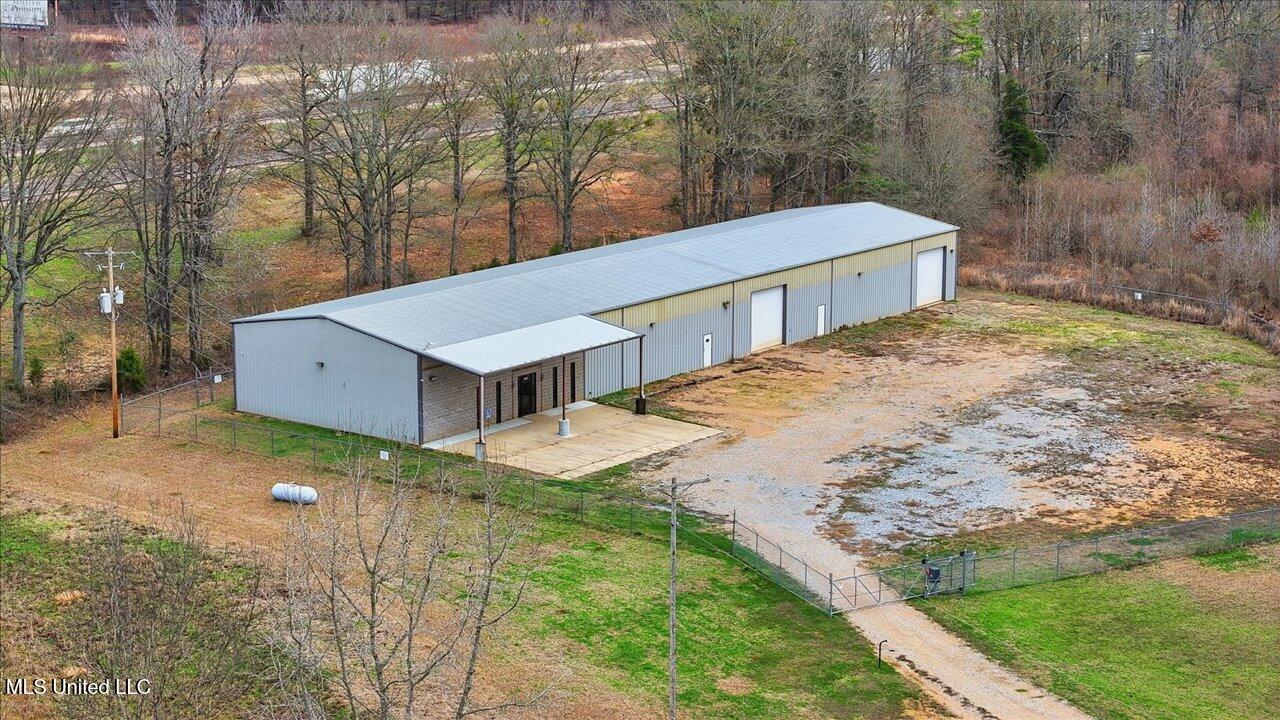 1488 Industrial Drive Property Photo 69