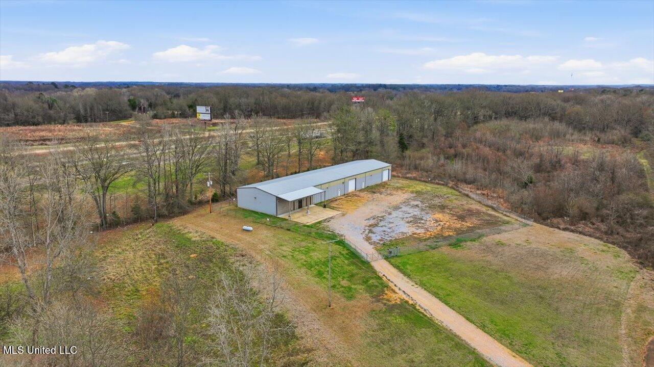 1488 Industrial Drive Property Photo 70