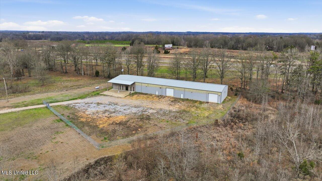 1488 Industrial Drive Property Photo 74