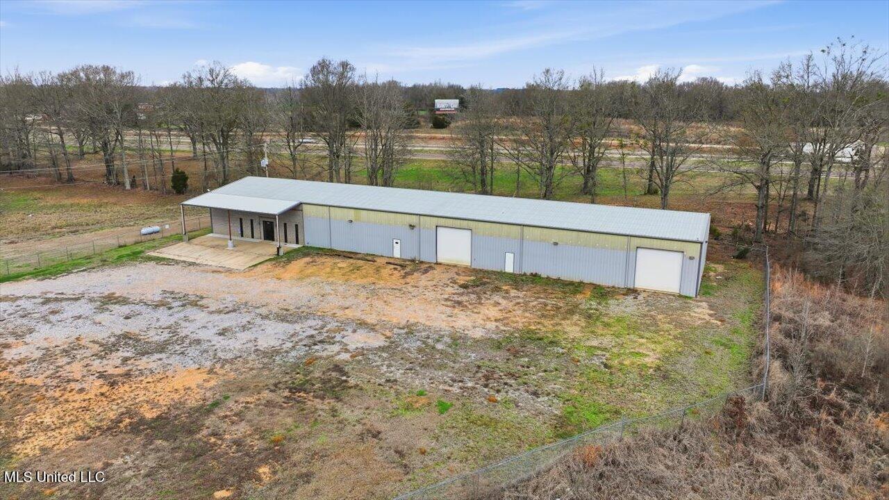 1488 Industrial Drive Property Photo 75