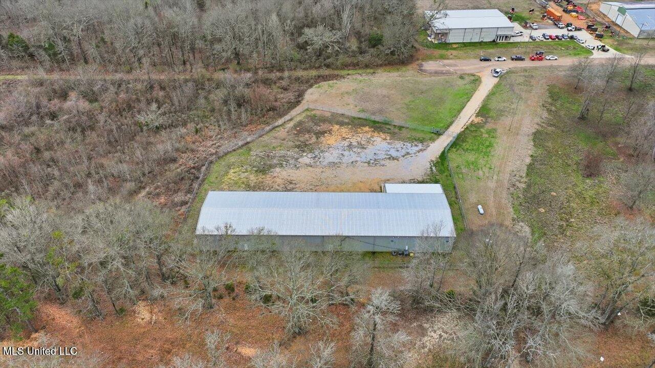 1488 Industrial Drive Property Photo 89