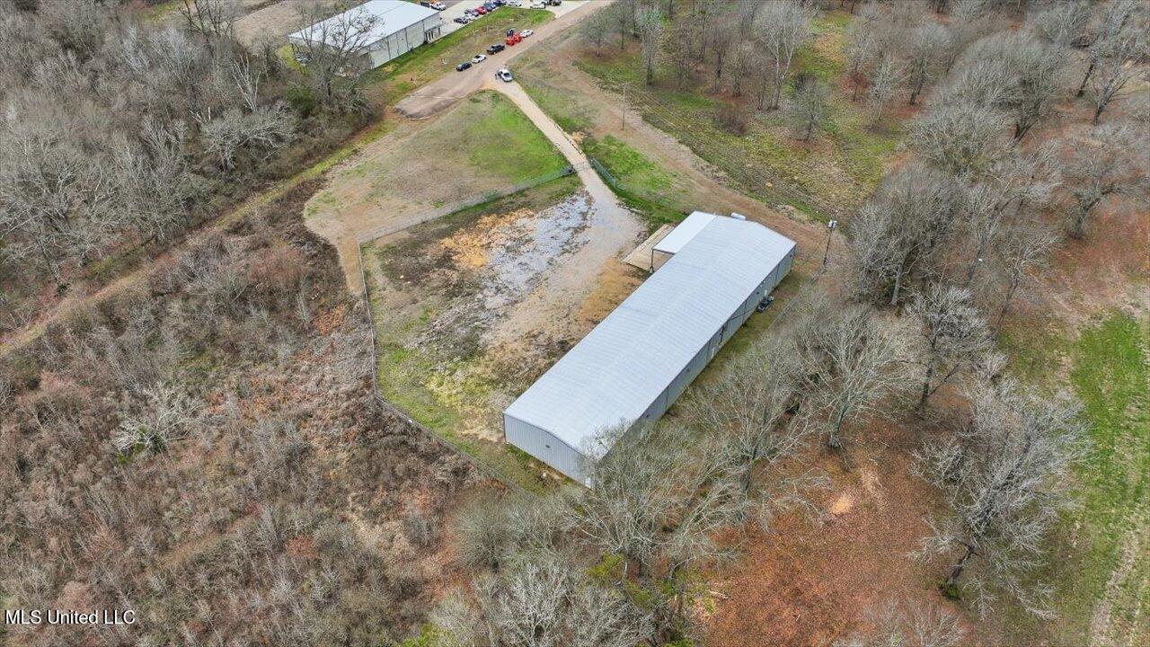 1488 Industrial Drive Property Photo 90
