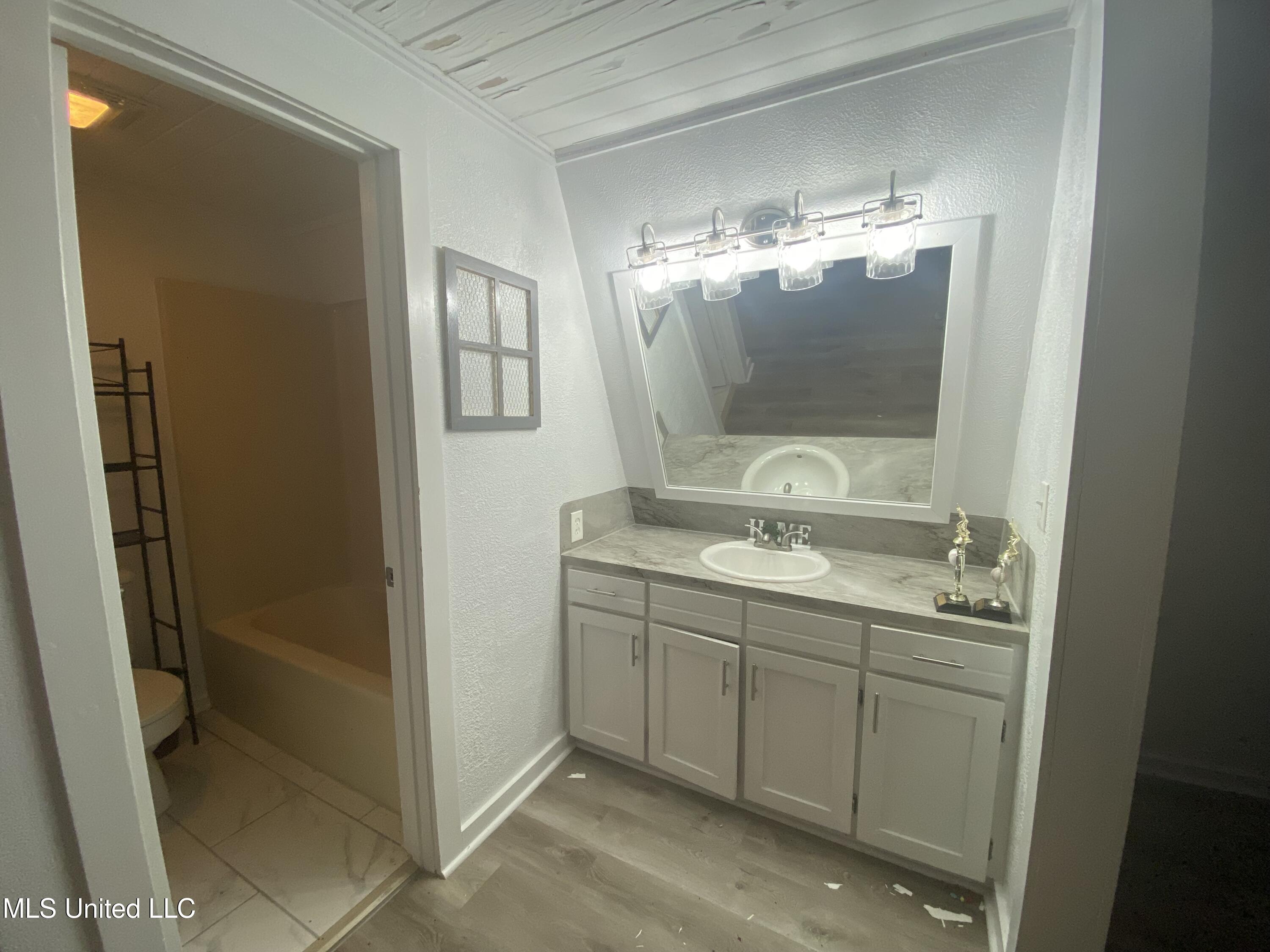3070 Louisiana 8 Property Photo 25