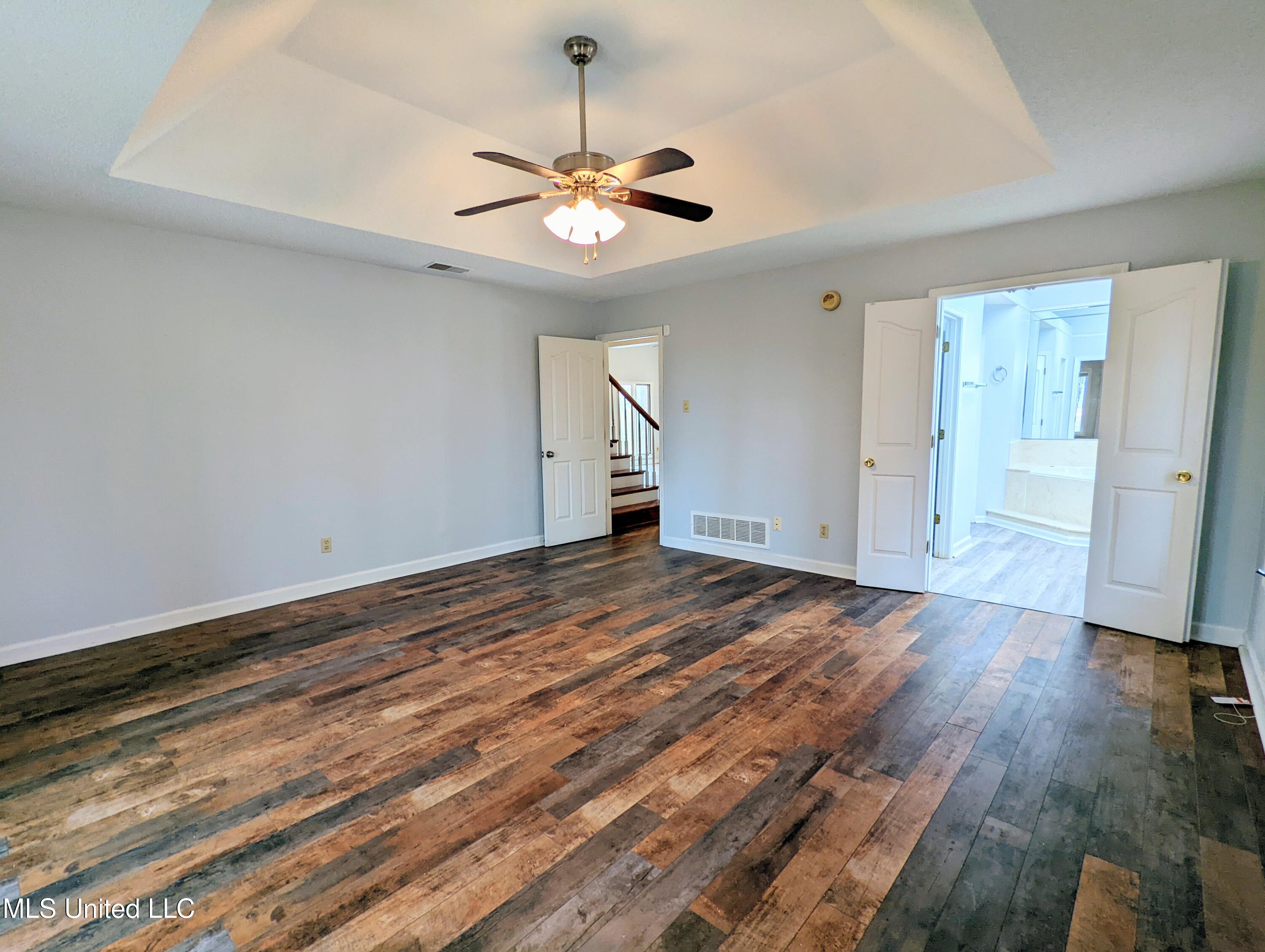 237 S Highway 51 Property Photo 23