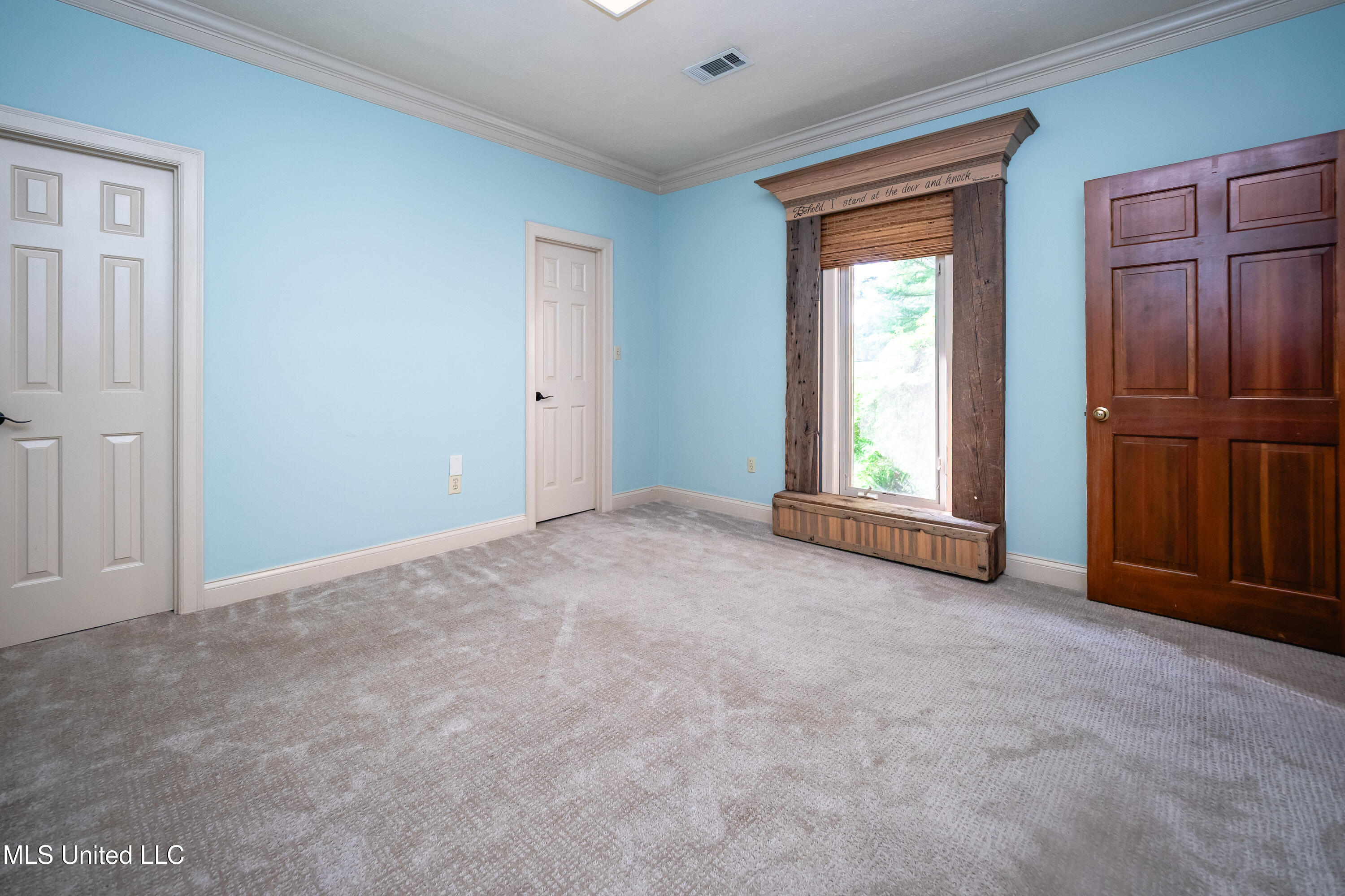 6147 Wirtz Road Property Photo 26