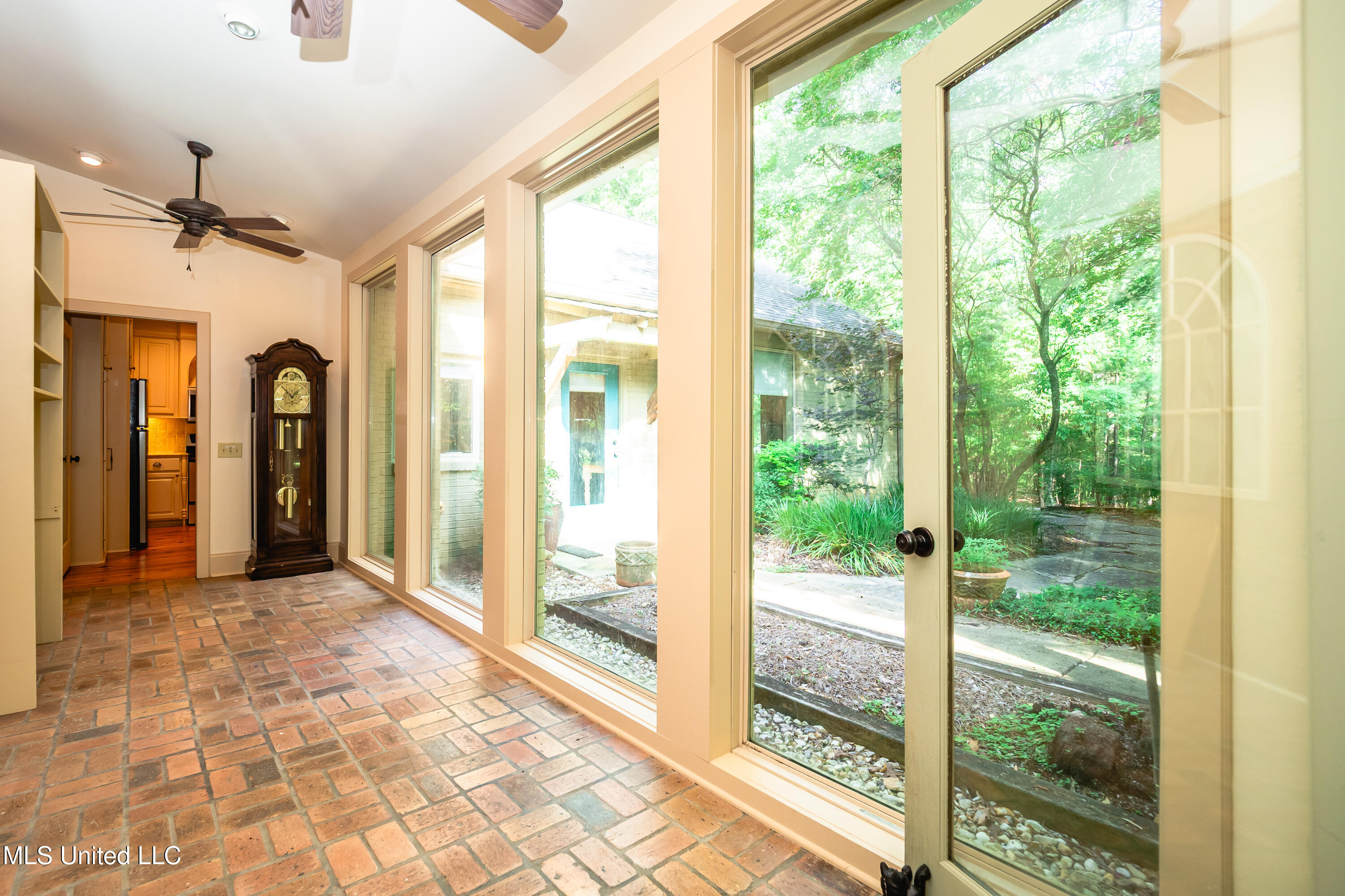 6147 Wirtz Road Property Photo 35