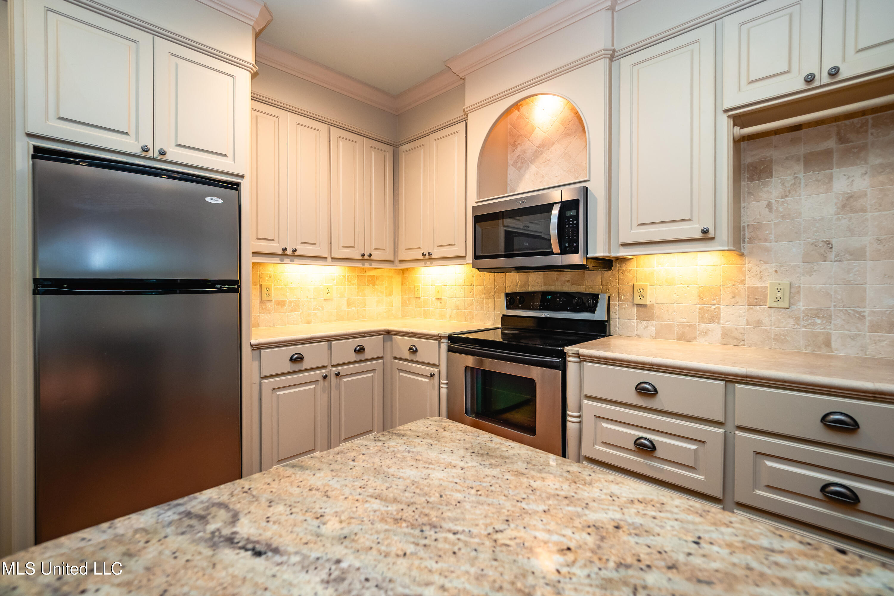 6147 Wirtz Road Property Photo 37