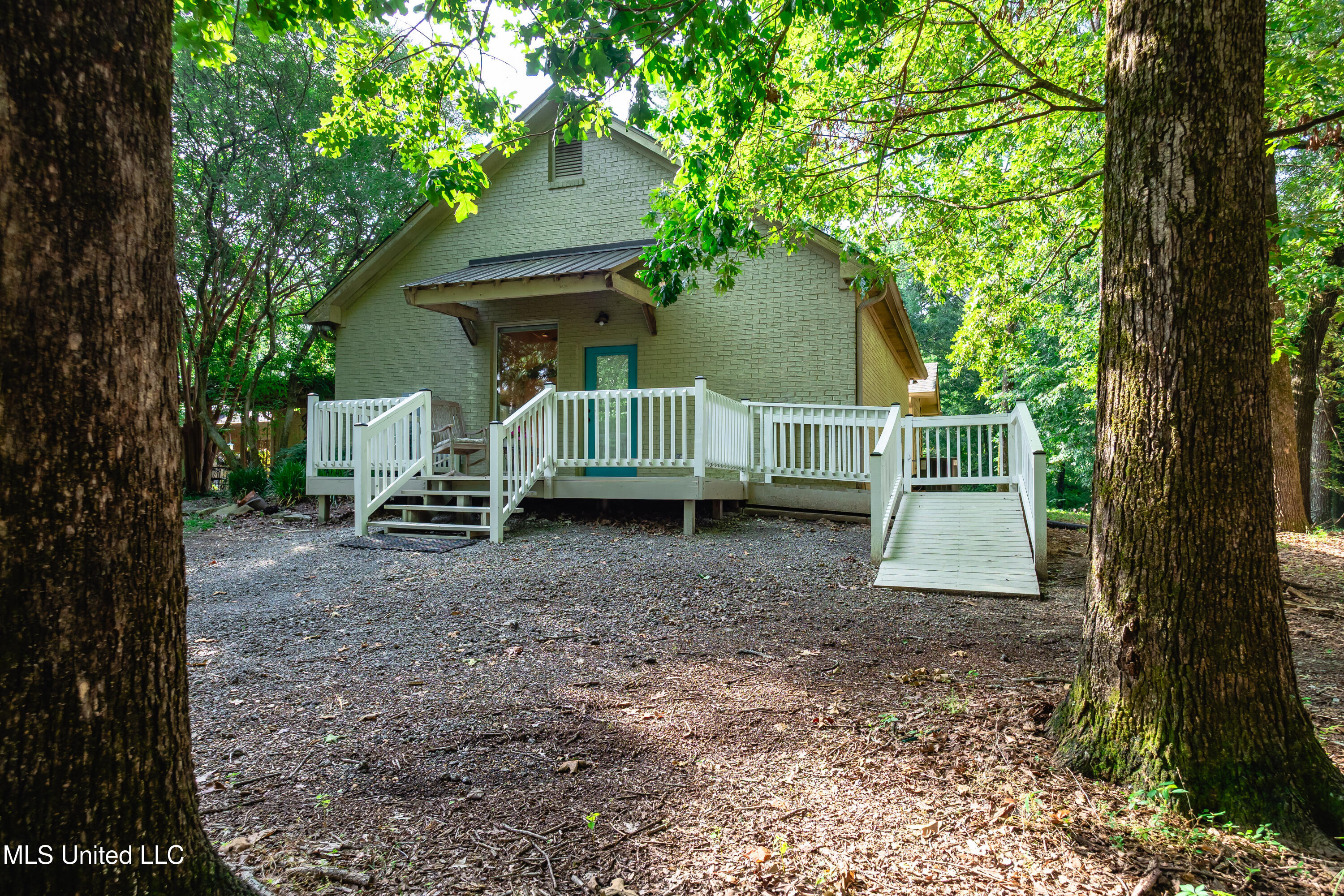 6147 Wirtz Road Property Photo 51