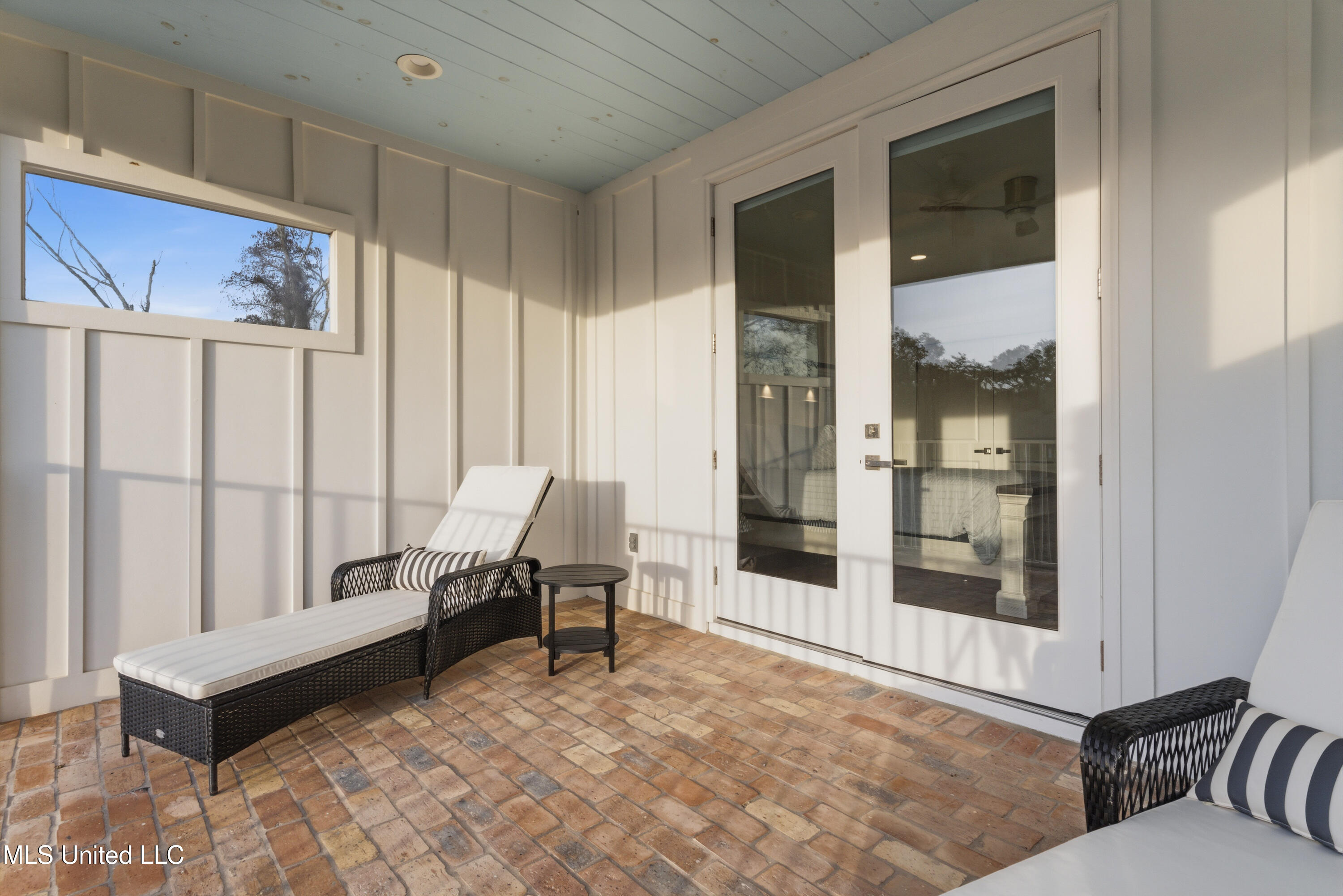419 Martin Avenue Property Photo 15