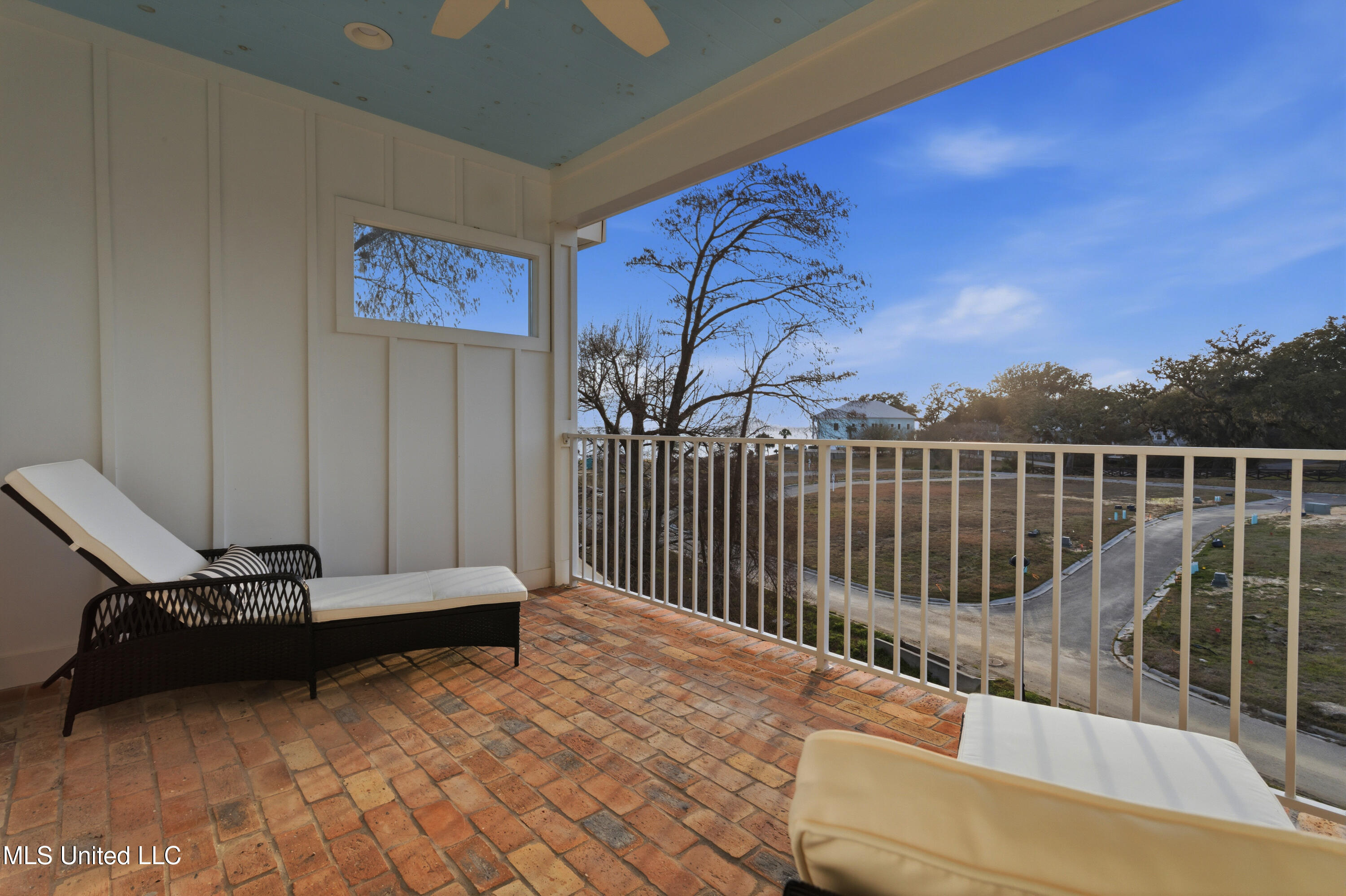 419 Martin Avenue Property Photo 47