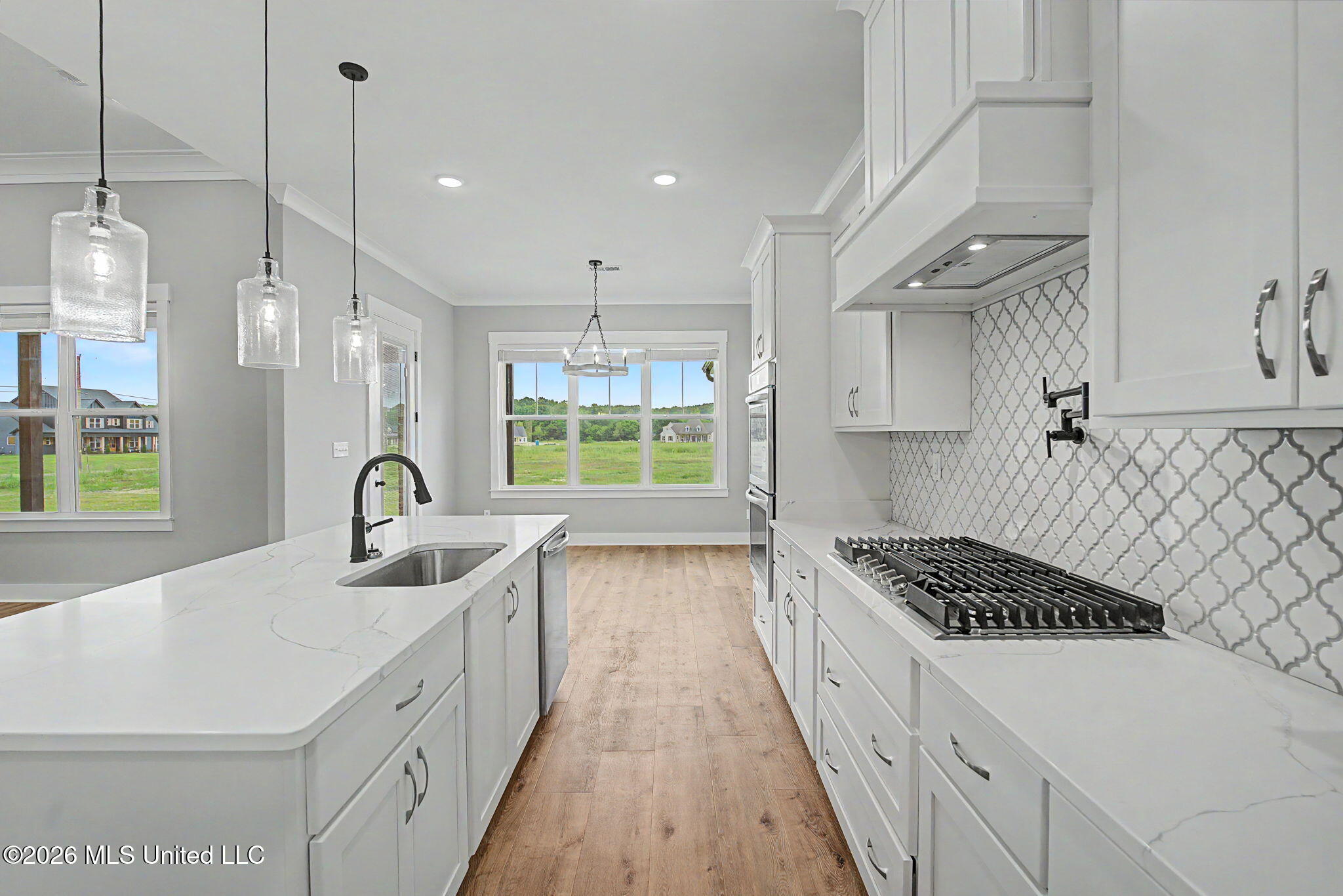 2401 Lauren Way Property Photo 10