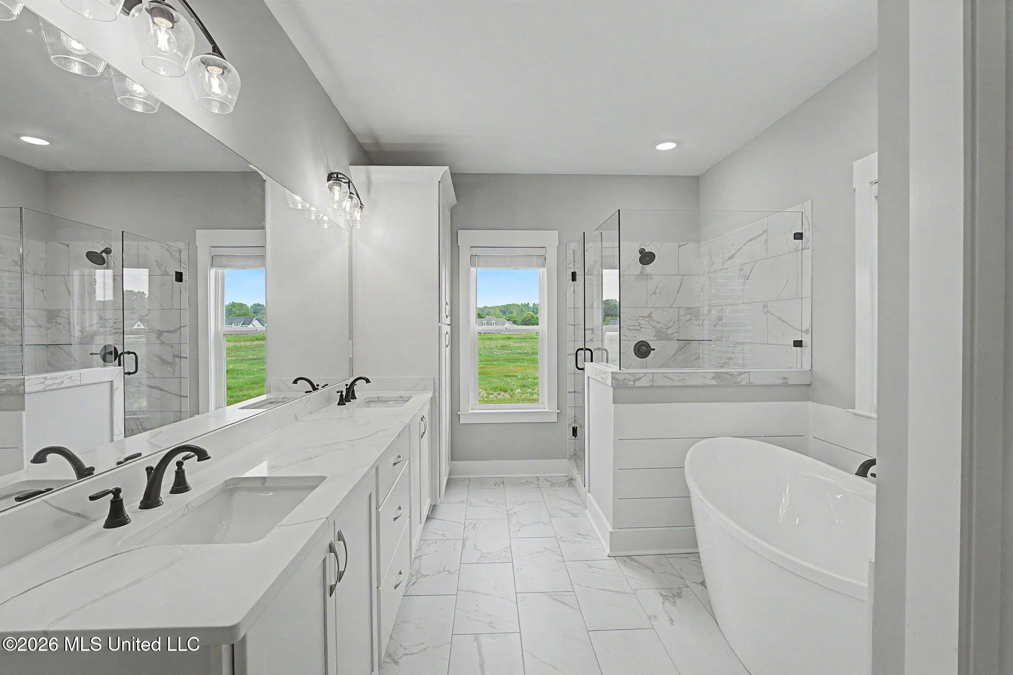 2401 Lauren Way Property Photo 16