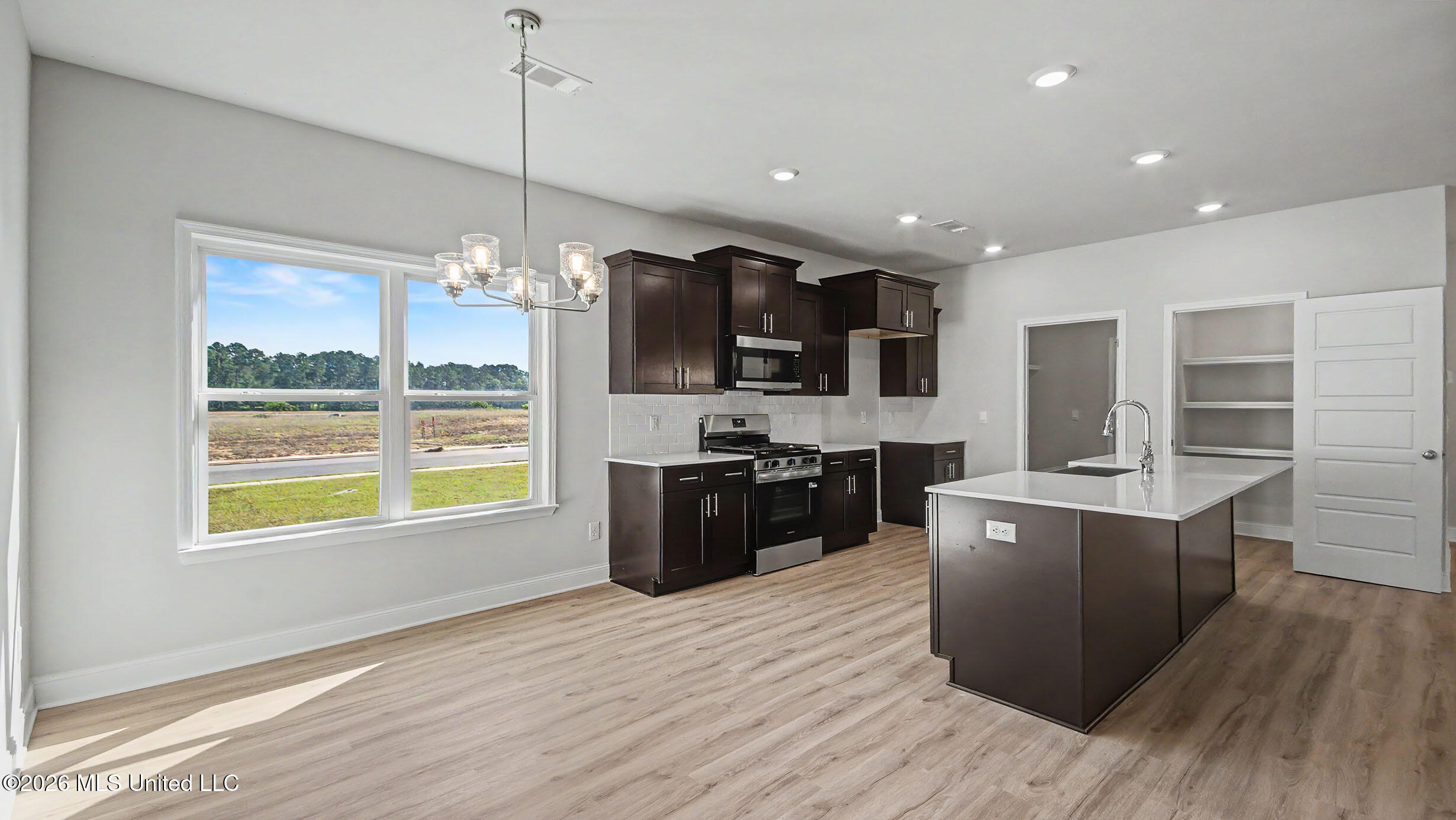 566 Edenberg Bend Property Photo 20