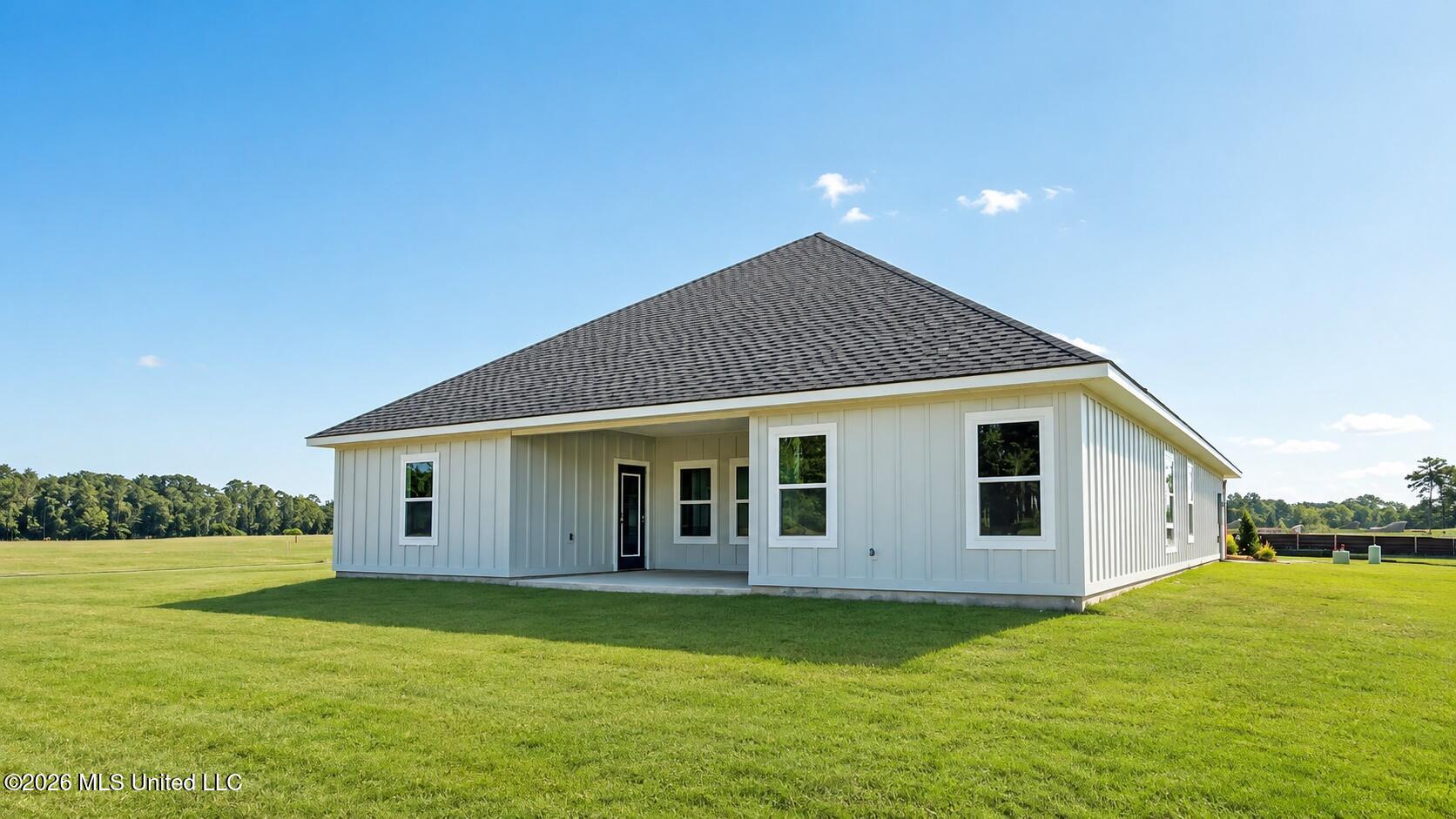 566 Edenberg Bend Property Photo 43