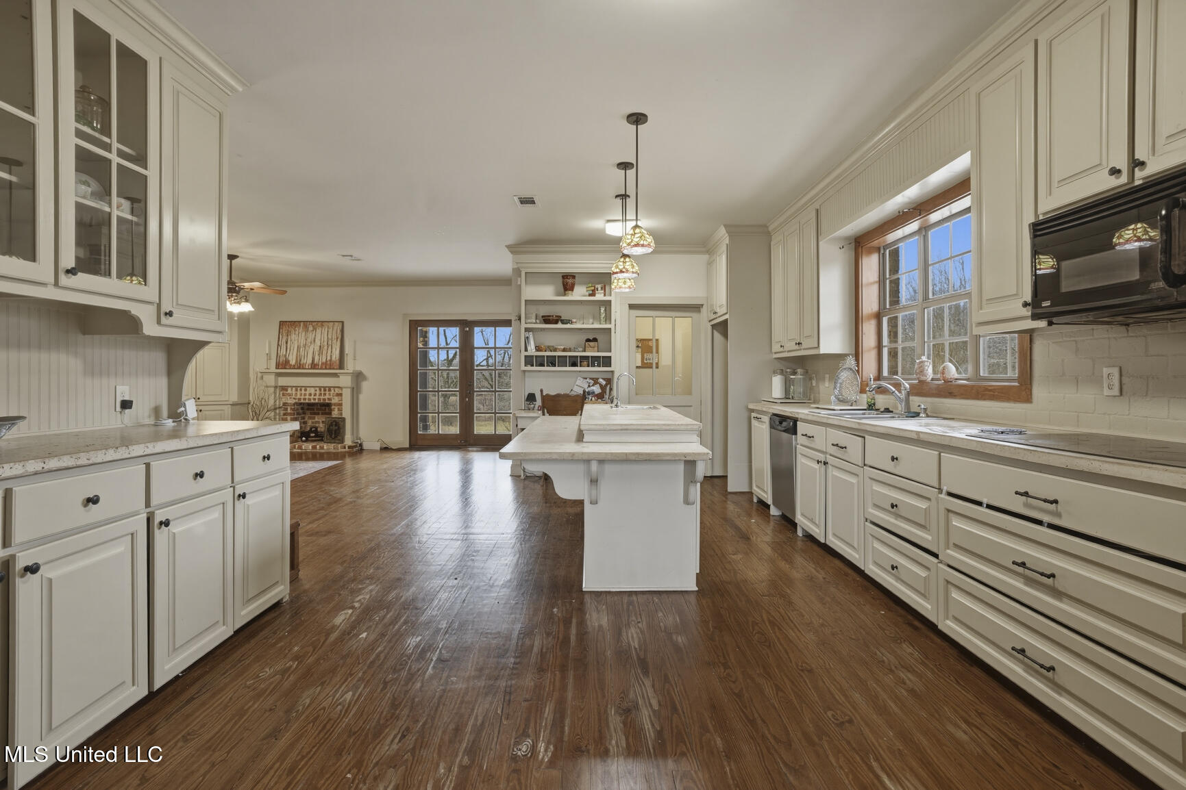 1038 W Gallatin Road Property Photo 11