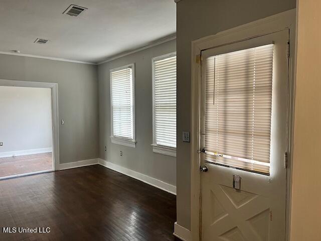 1846 Howard Street Property Photo 3
