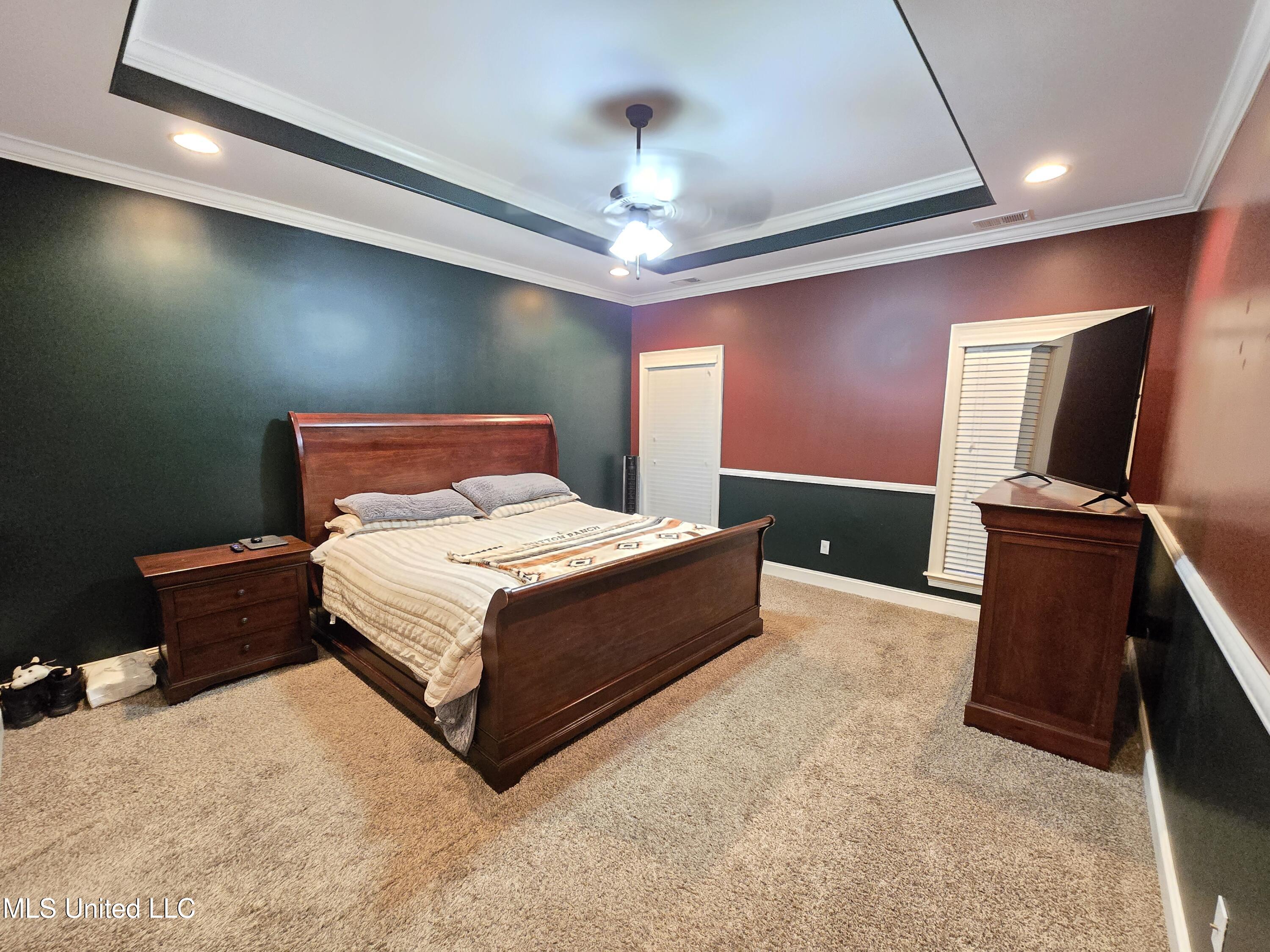 3327 Chateau Pointe Boulevard Property Photo 3