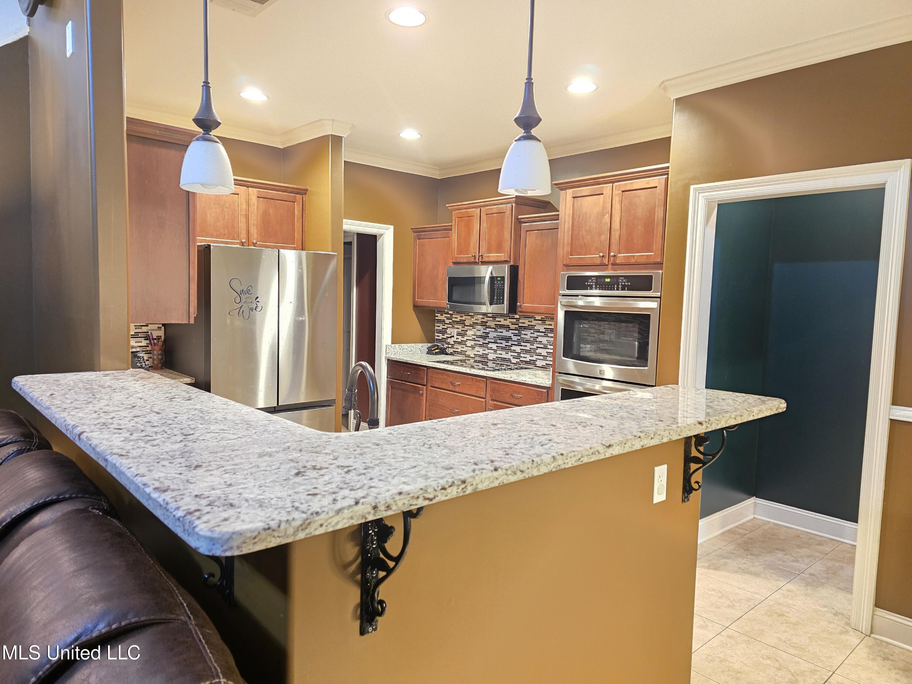 3327 Chateau Pointe Boulevard Property Photo 11