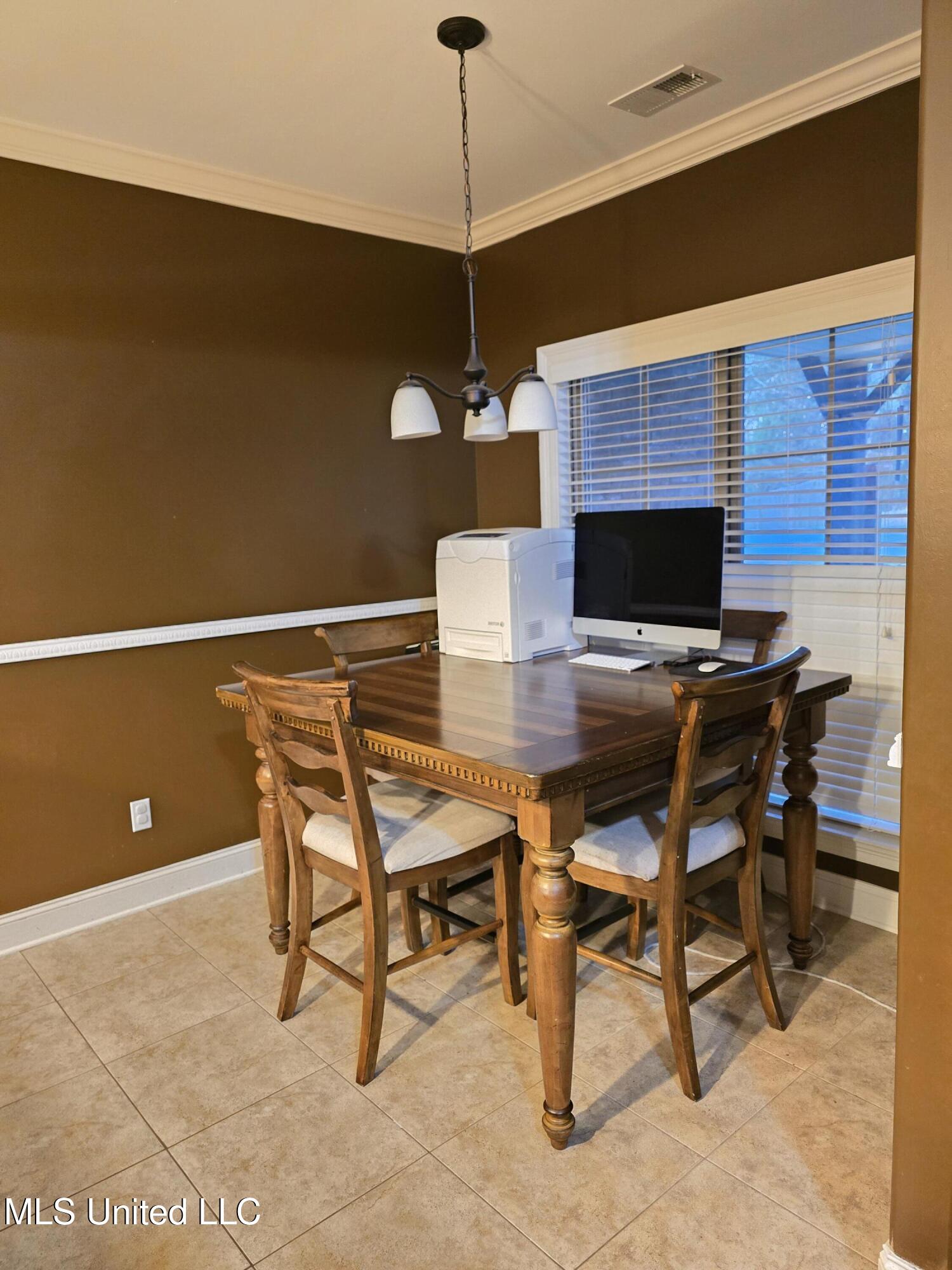 3327 Chateau Pointe Boulevard Property Photo 16