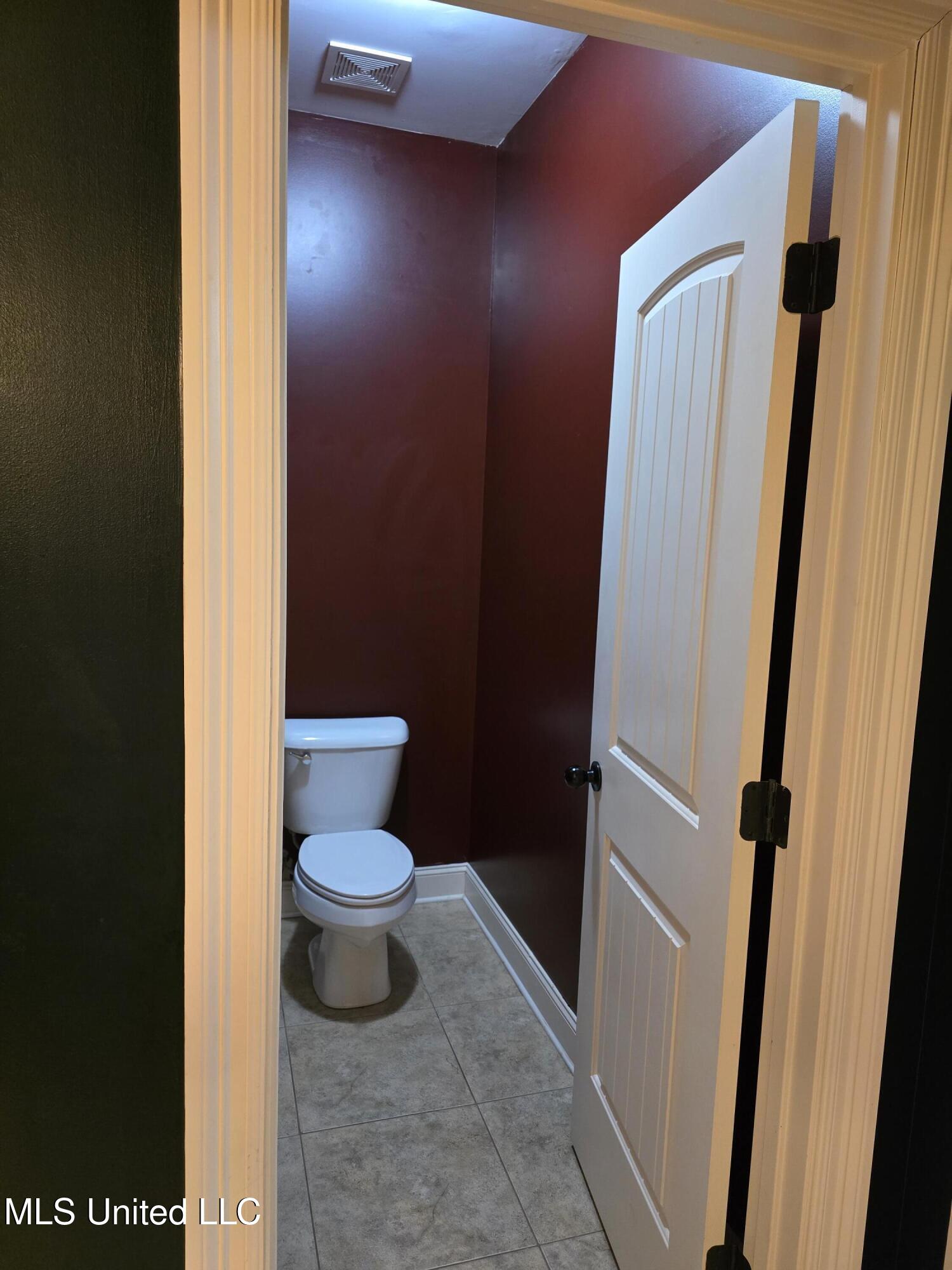 3327 Chateau Pointe Boulevard Property Photo 24