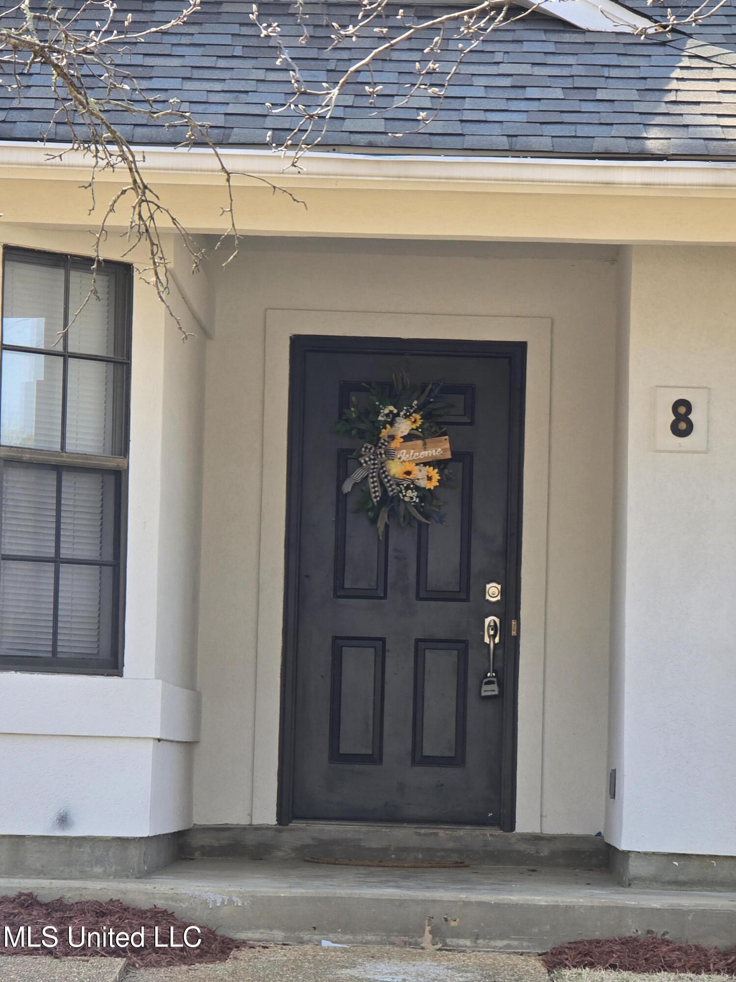 8 Ridgeway Place Property Photo 2