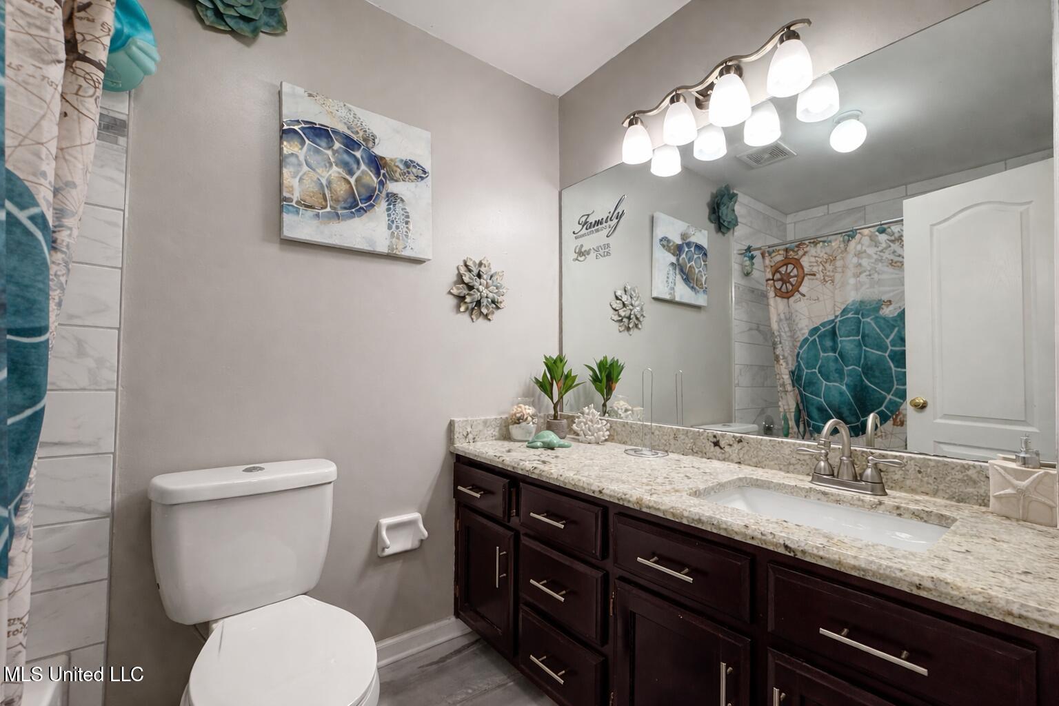 6568 Braybourne Main Property Photo 17