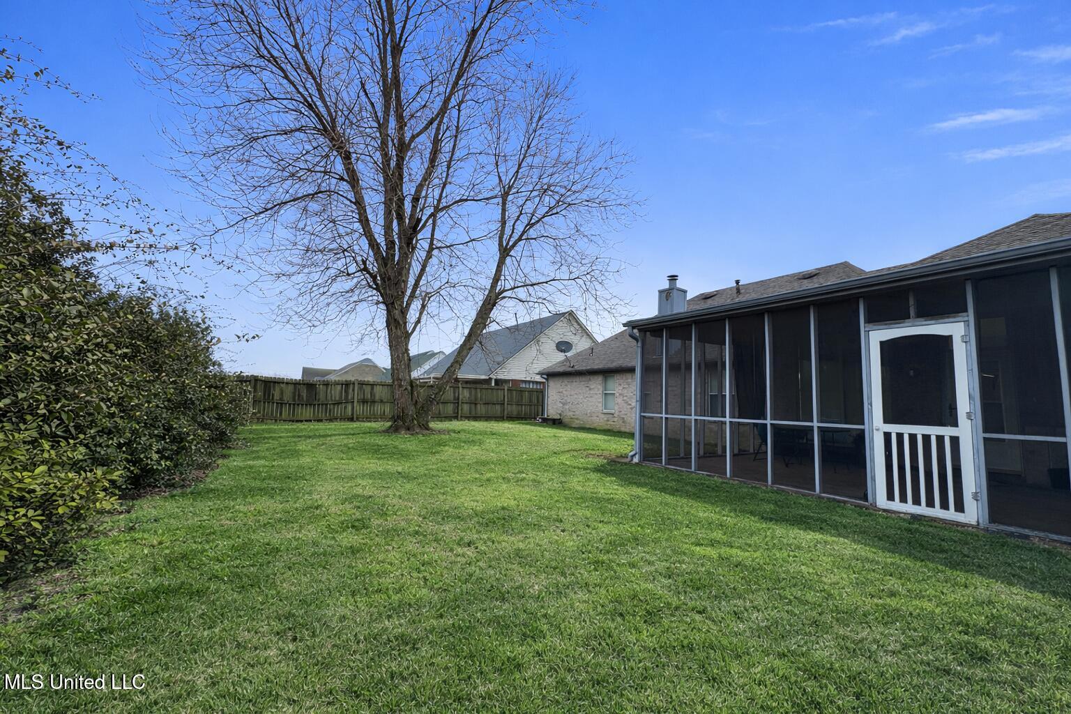 6568 Braybourne Main Property Photo 19