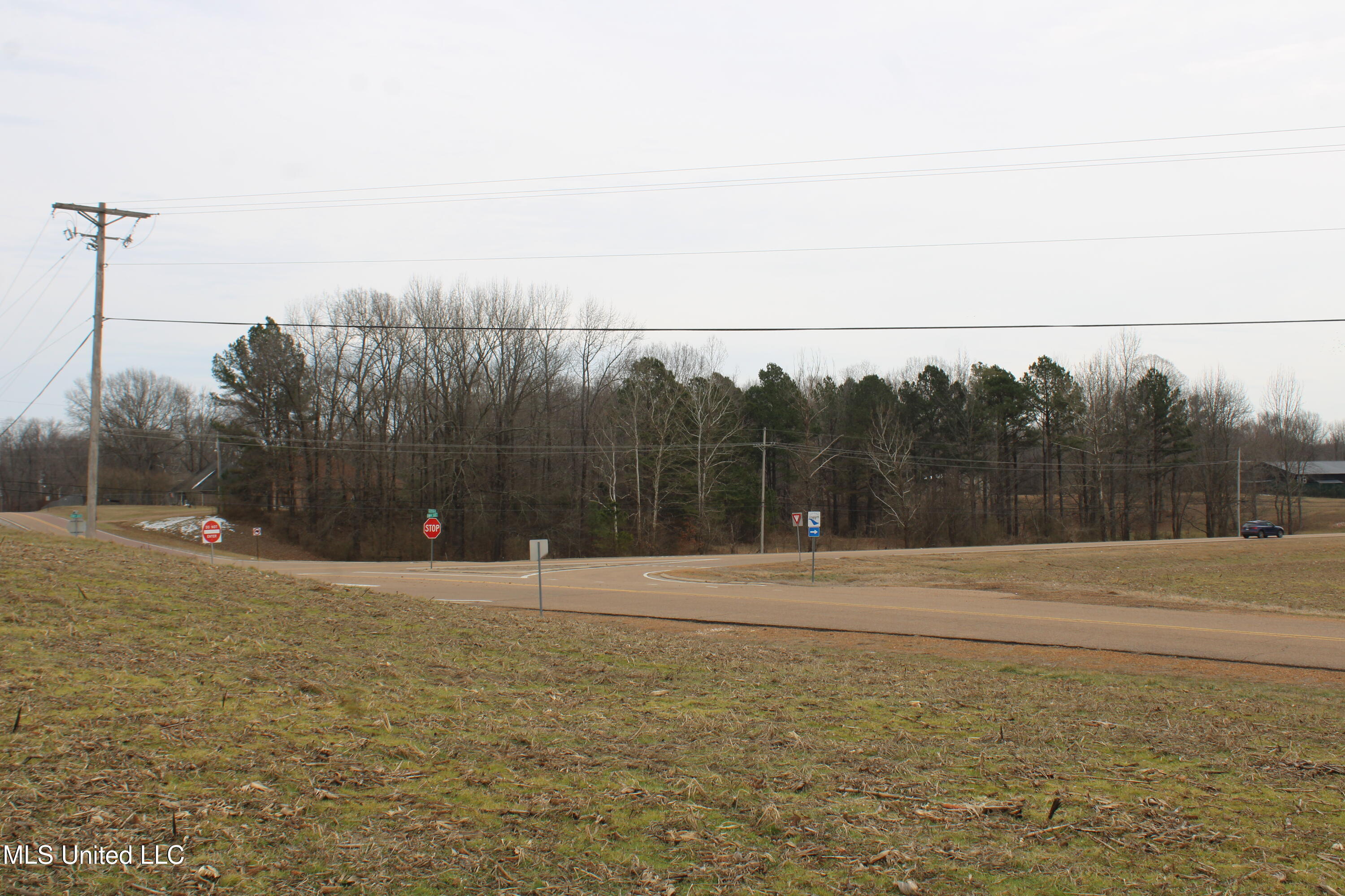 4325 Highway 301 Property Photo 10