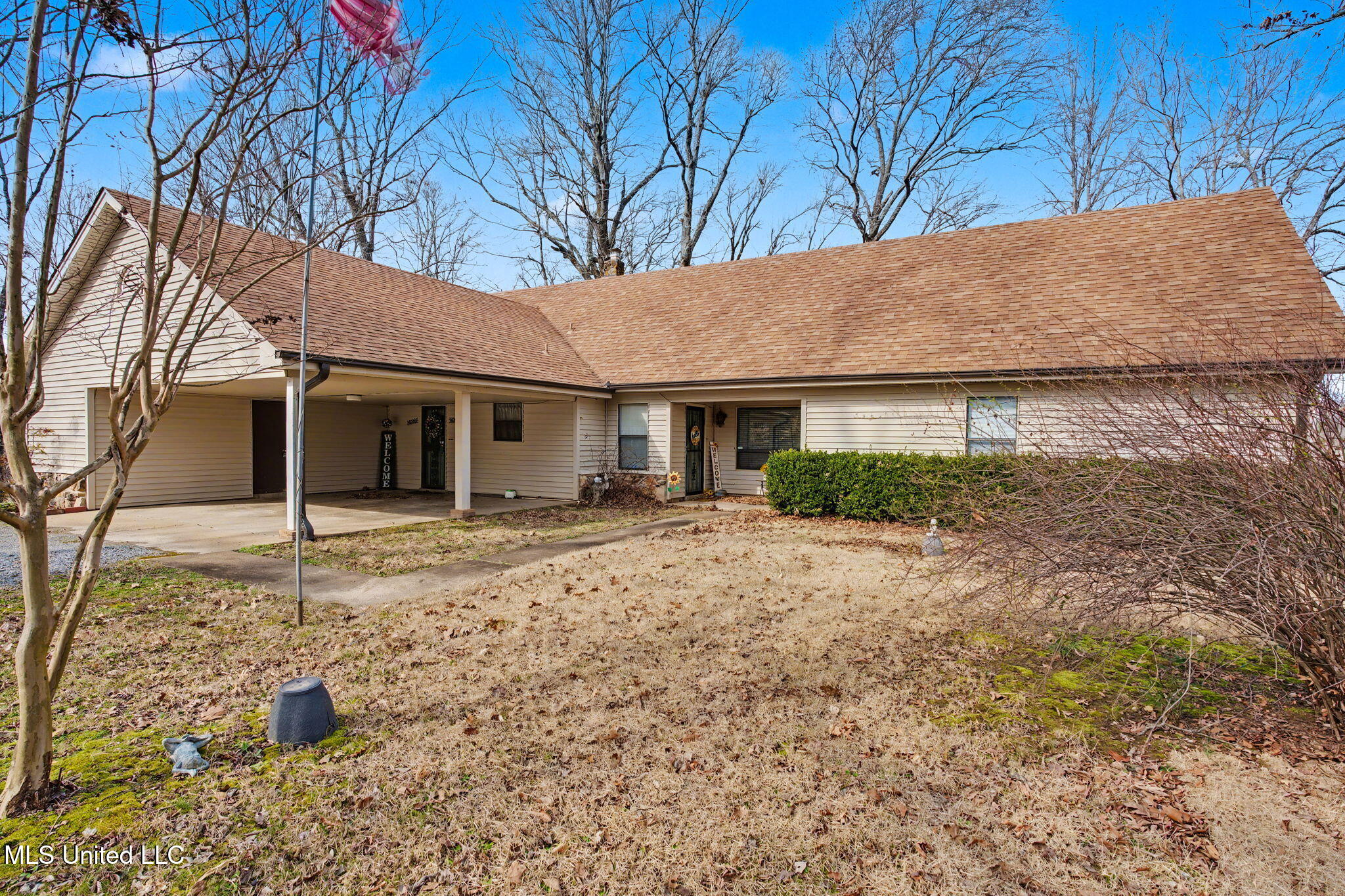 1996 Tanyard Road Property Photo 2