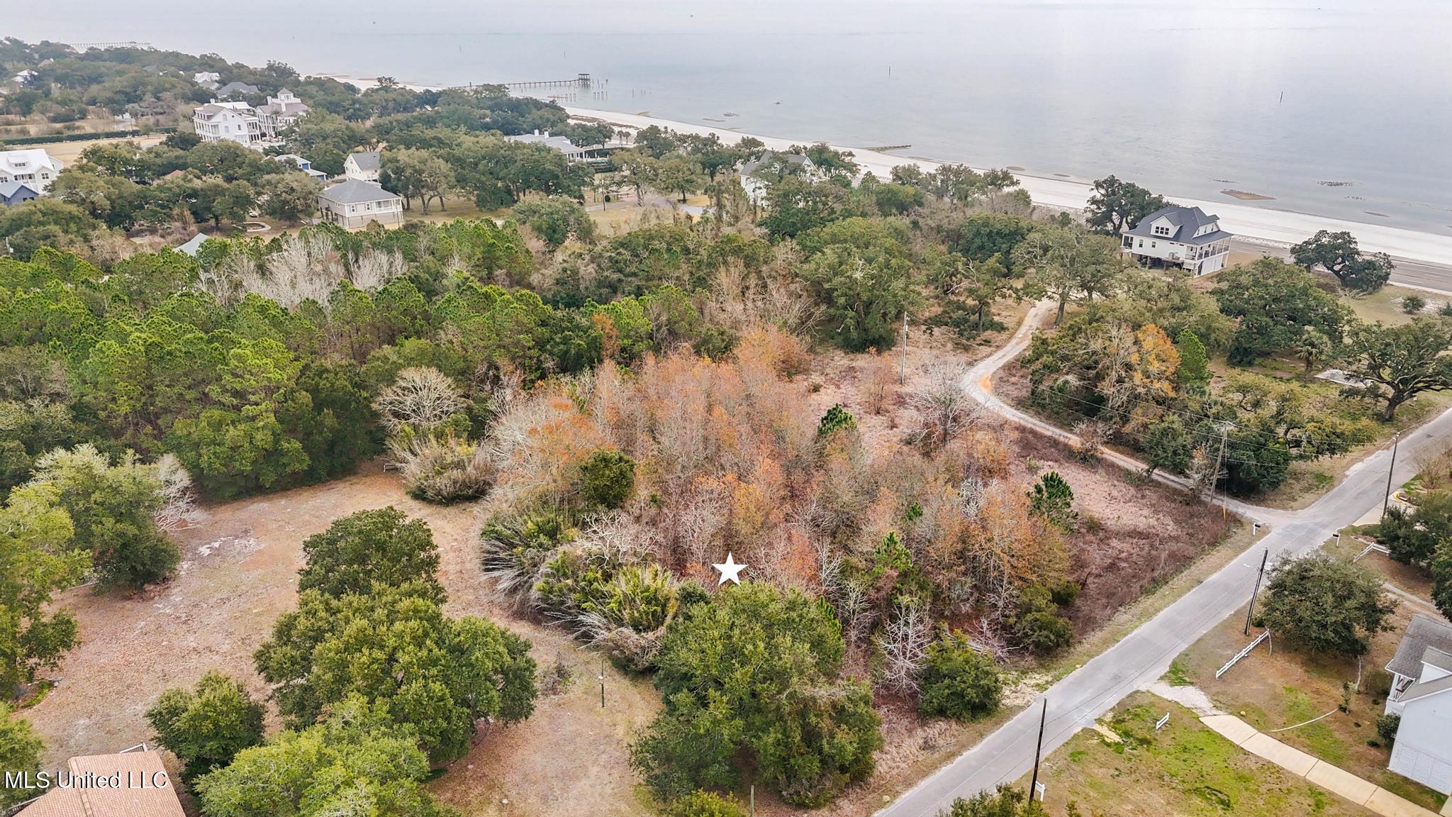 Boisdore Avenue Property Photo 1