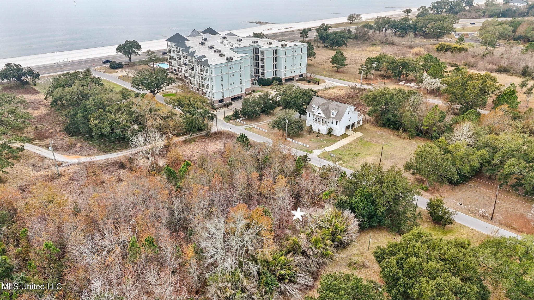 Boisdore Avenue Property Photo 3
