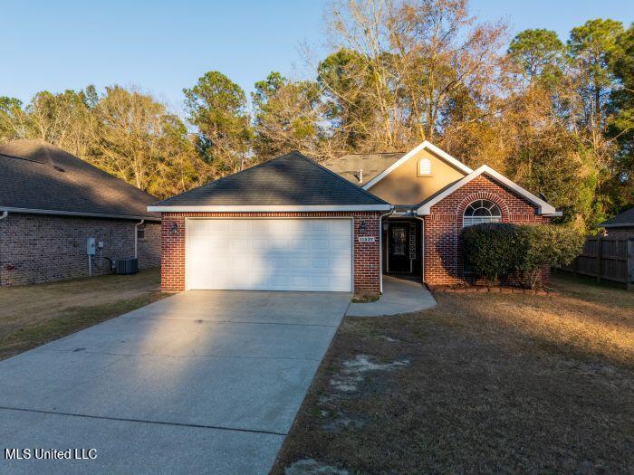 11537 Azalea Trace Property Photo 3