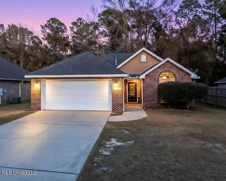 11537 Azalea Trace Property Photo 4