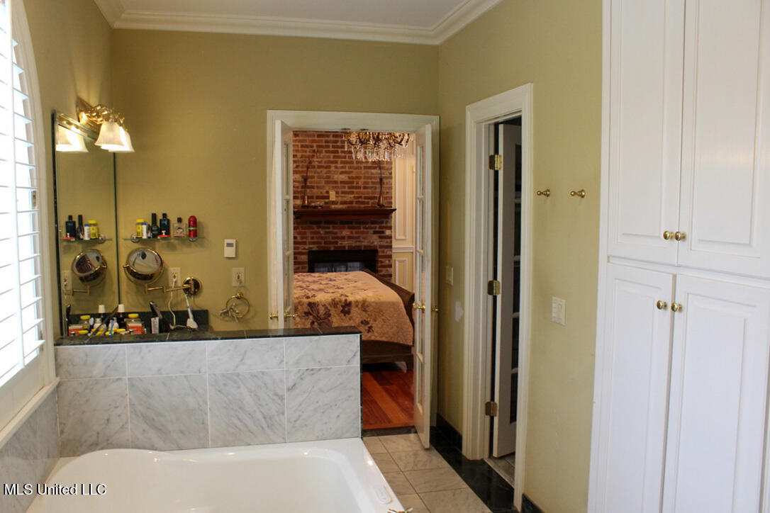 1600 River Oaks Drive Property Photo 19