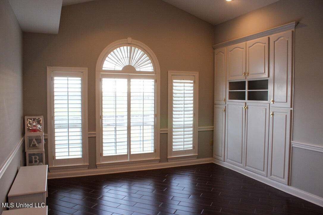 1600 River Oaks Drive Property Photo 31