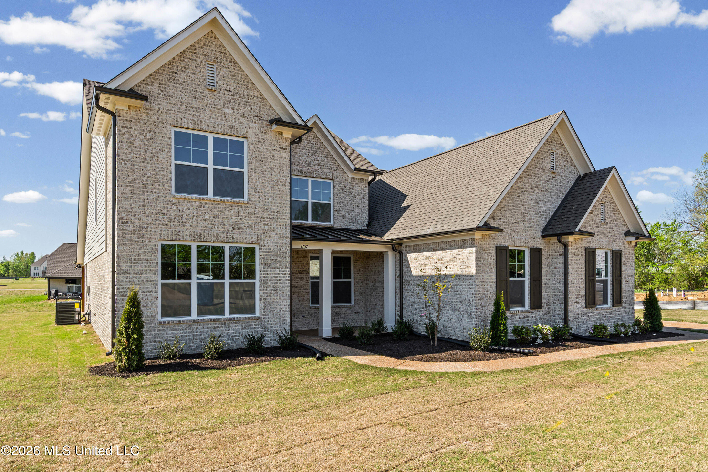9107 Apple Orchard Cove Property Photo 3