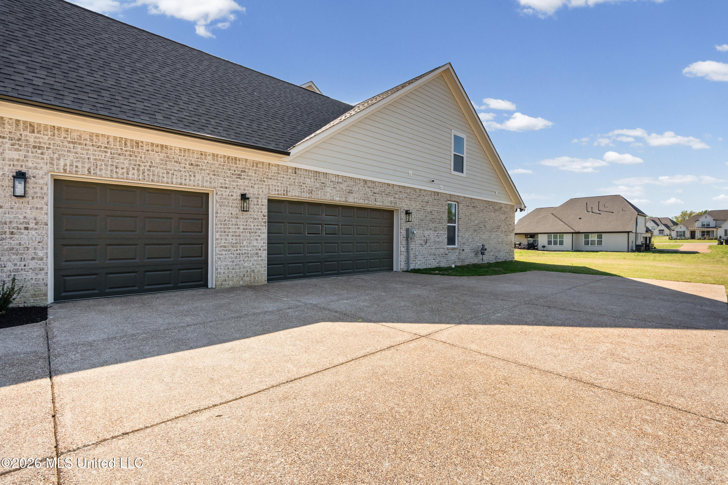 9107 Apple Orchard Cove Property Photo 4