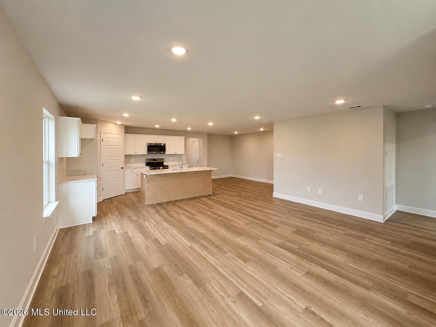 9383 Reserve Boulevard Property Photo 4