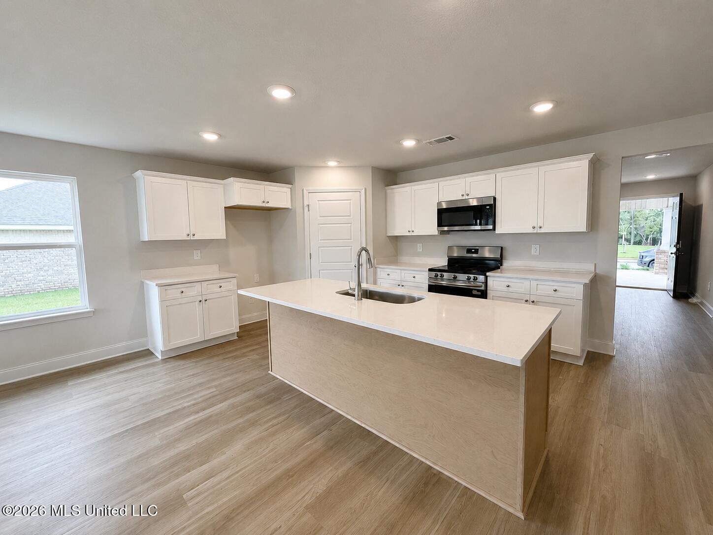 9383 Reserve Boulevard Property Photo 5
