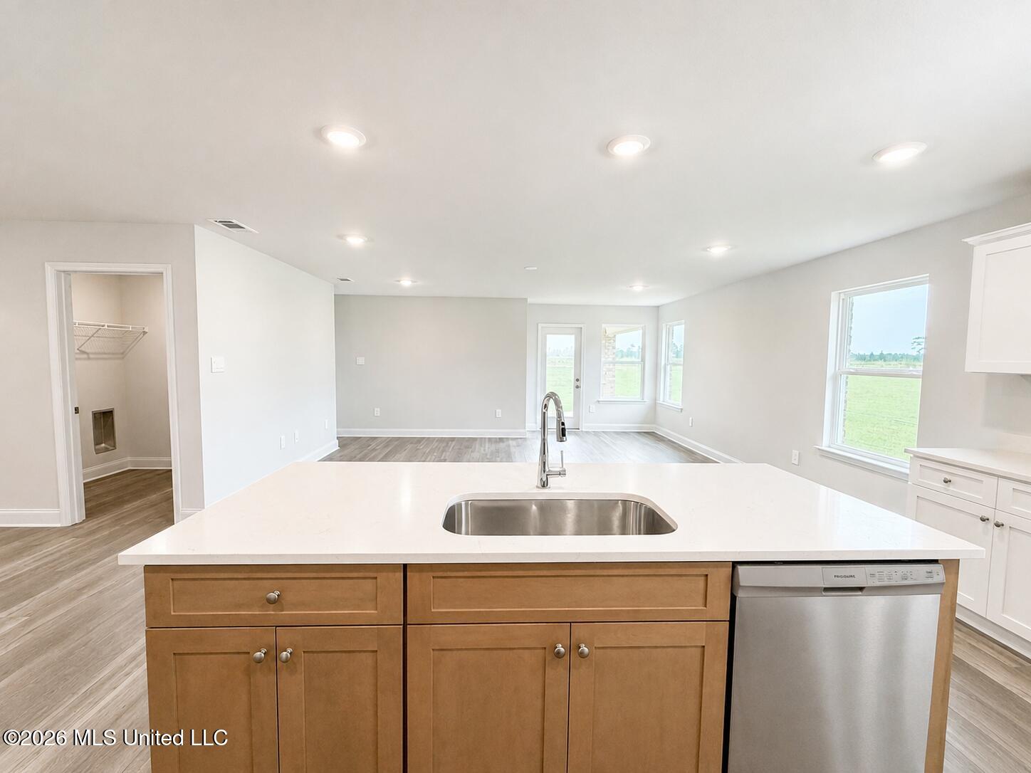 9383 Reserve Boulevard Property Photo 6