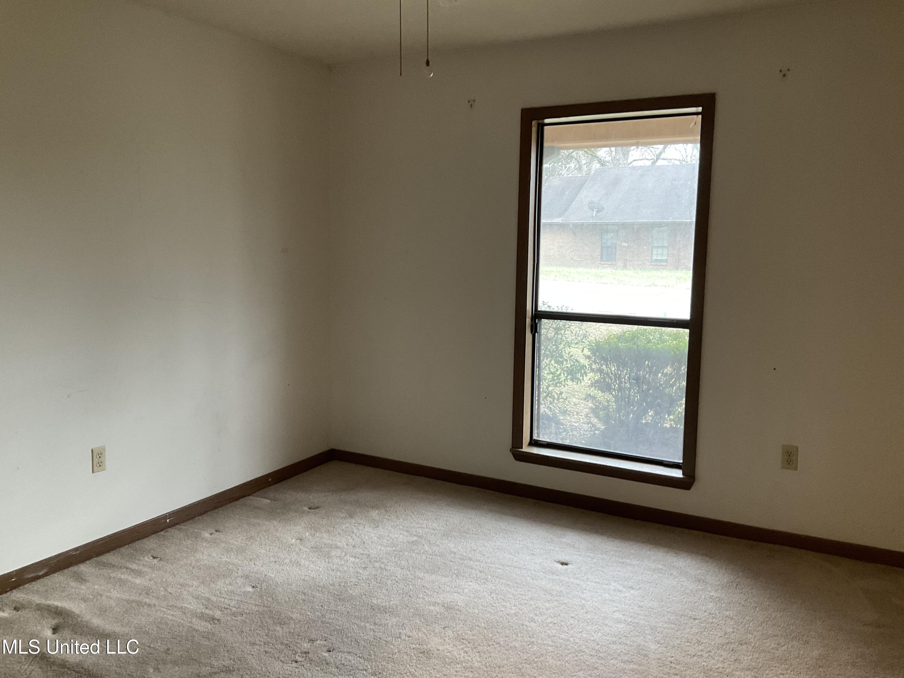 332 Brad Street Property Photo 6