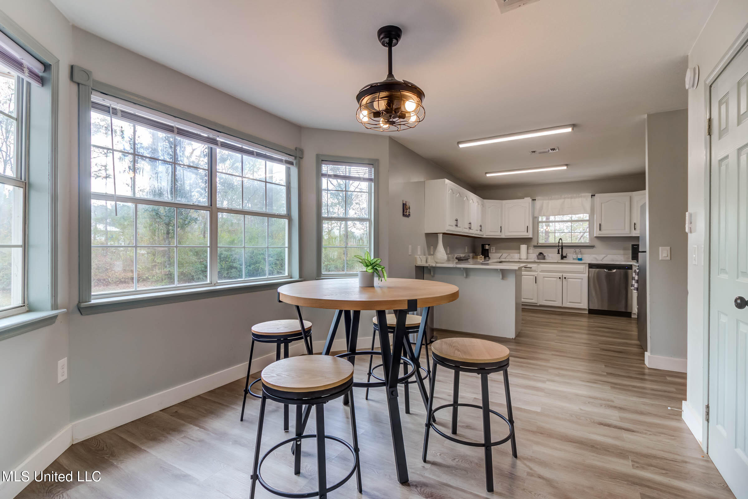 12522 Wolf River Road Property Photo 4