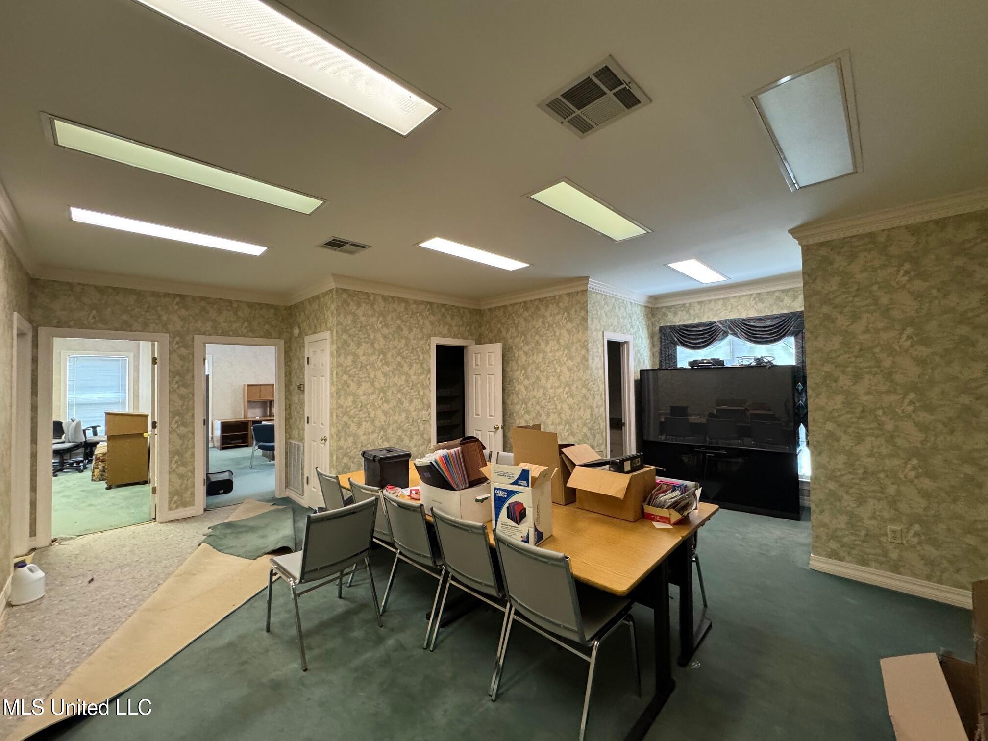 17 Northtown Drive Property Photo 30