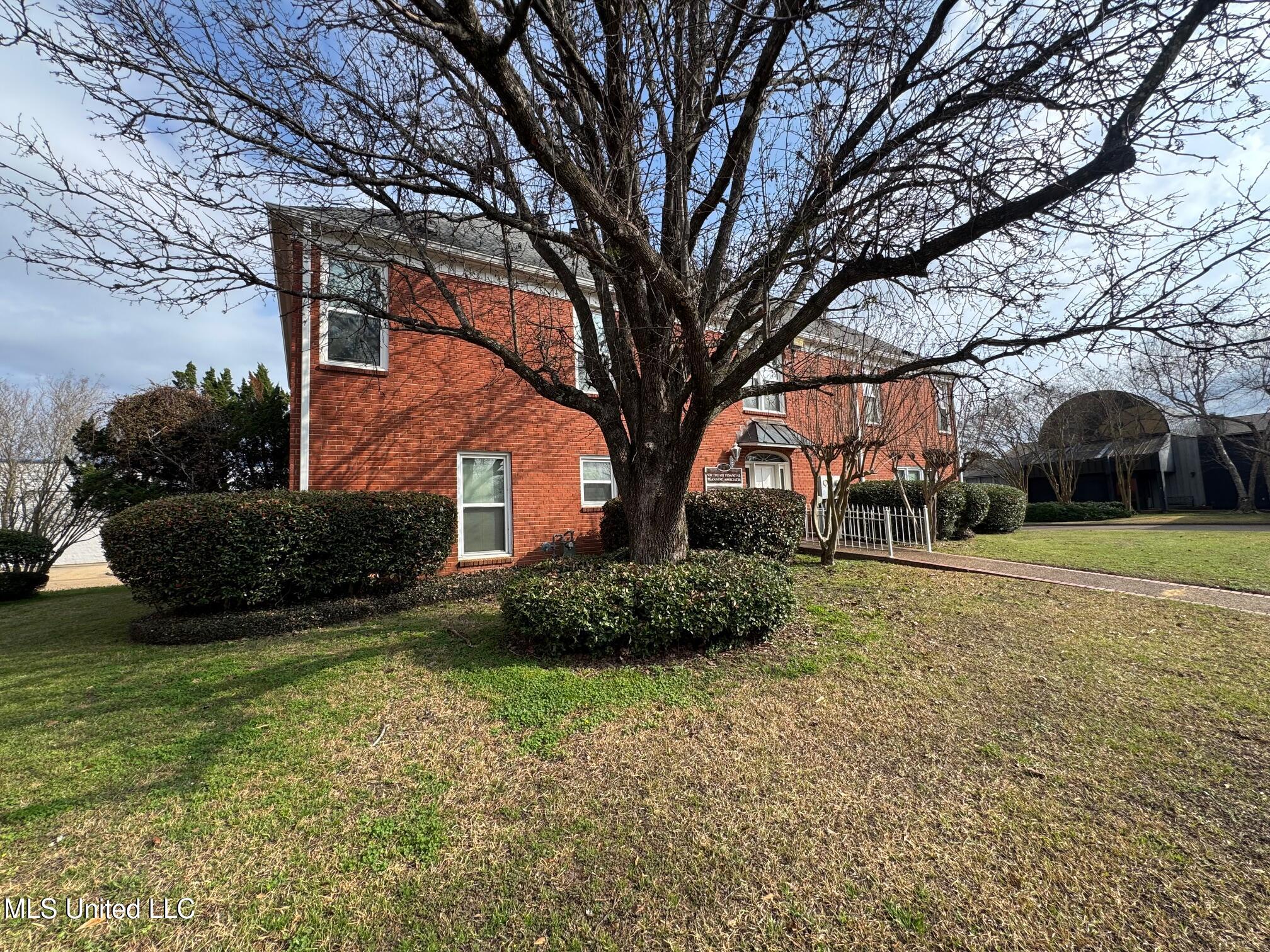 17 Northtown Drive Property Photo 42