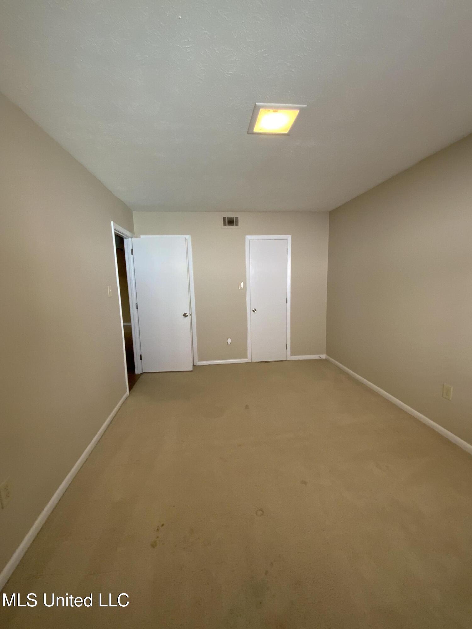 5155 Wayneland Drive Property Photo 16