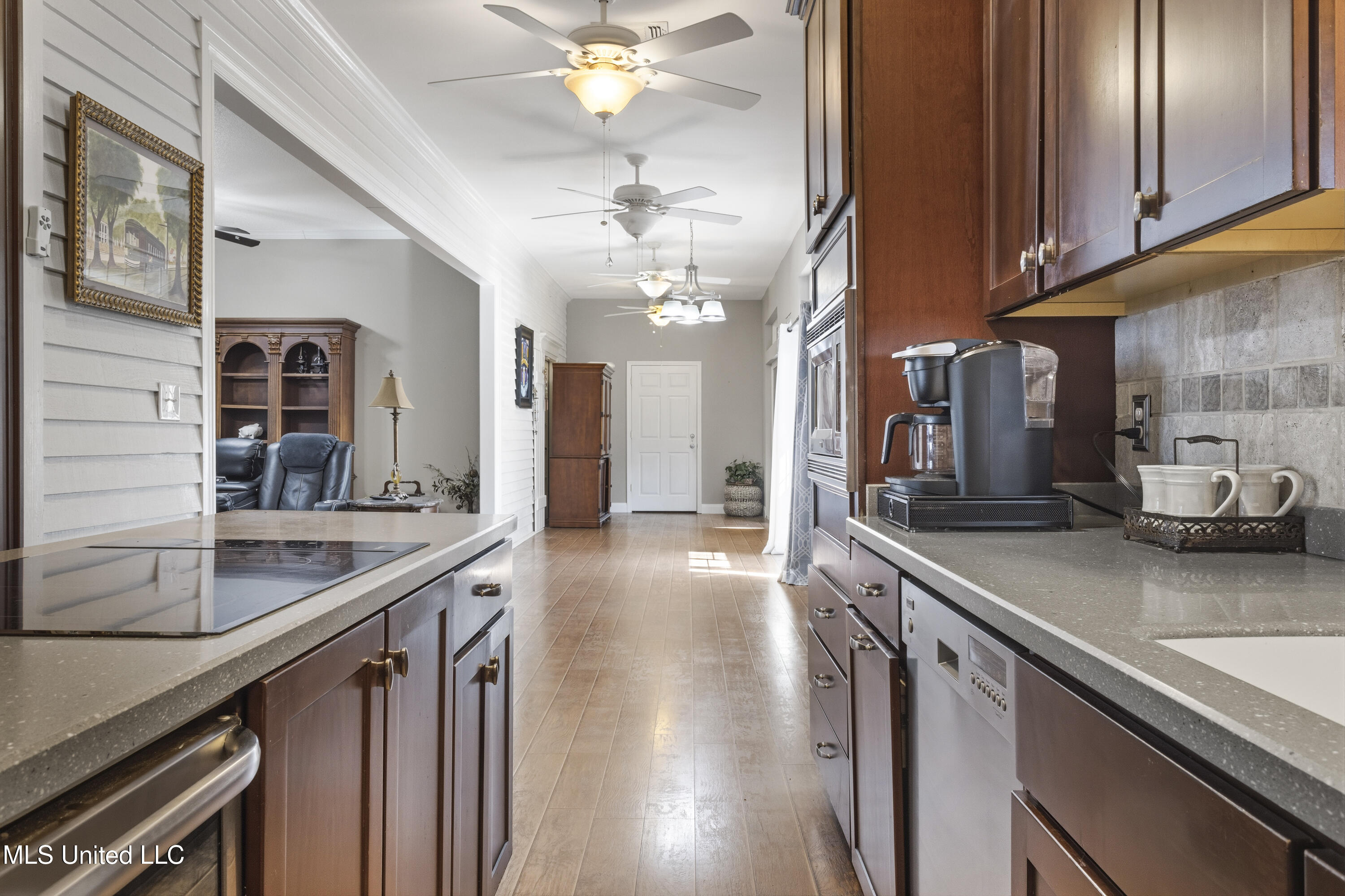 4015 Brandon James Drive Property Photo 28