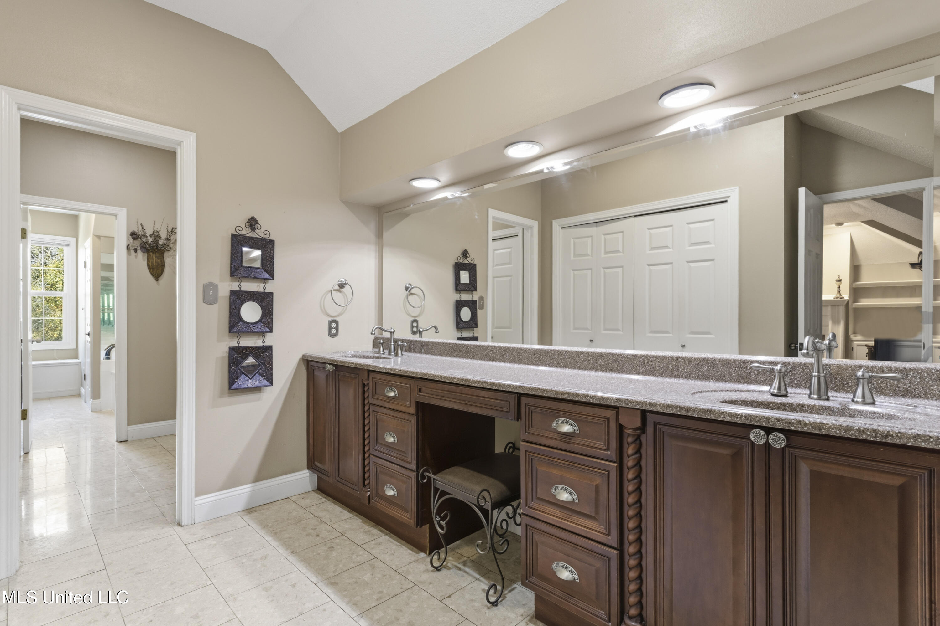 4015 Brandon James Drive Property Photo 46
