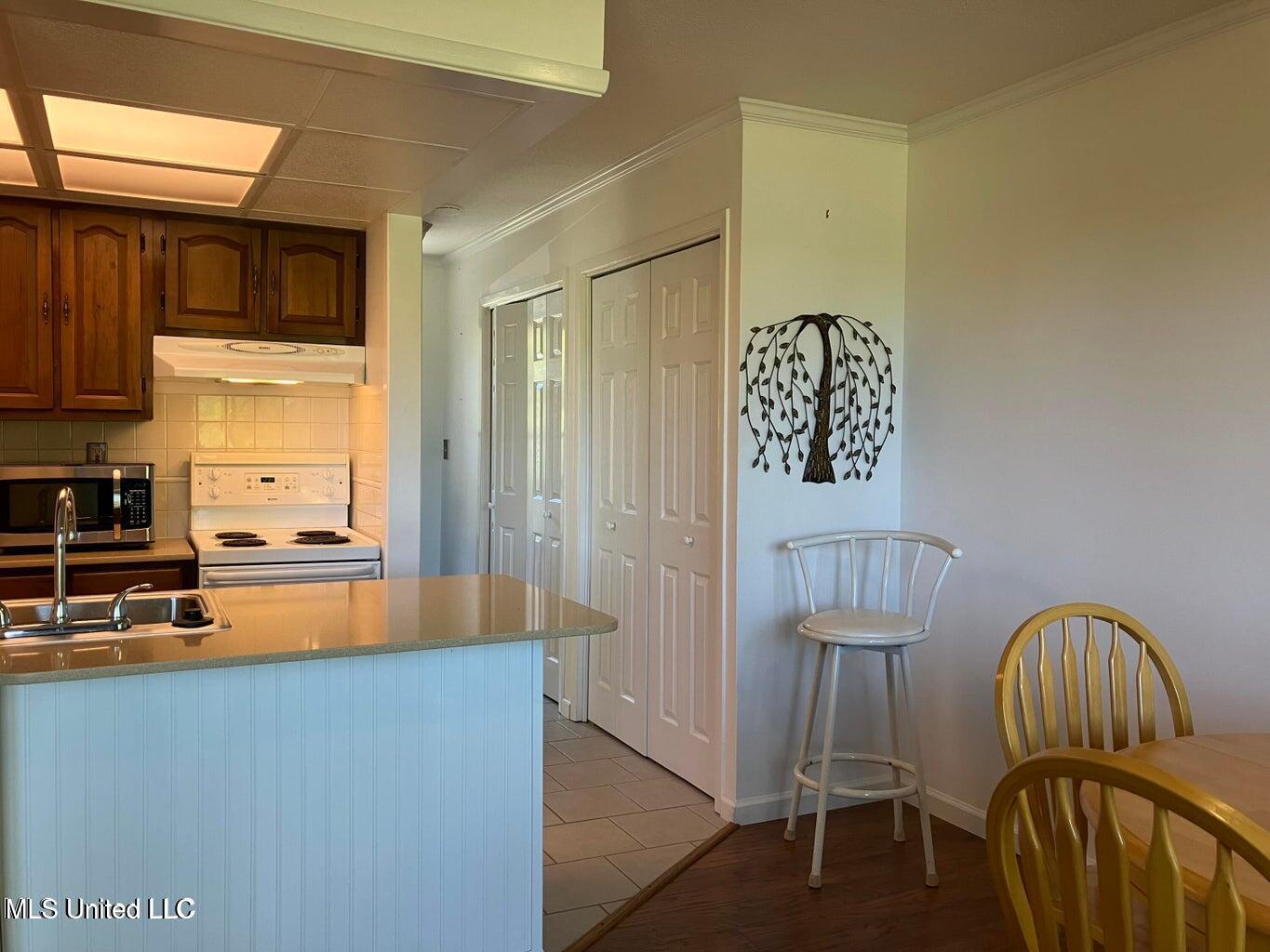 117 Lanai Villa Property Photo 8