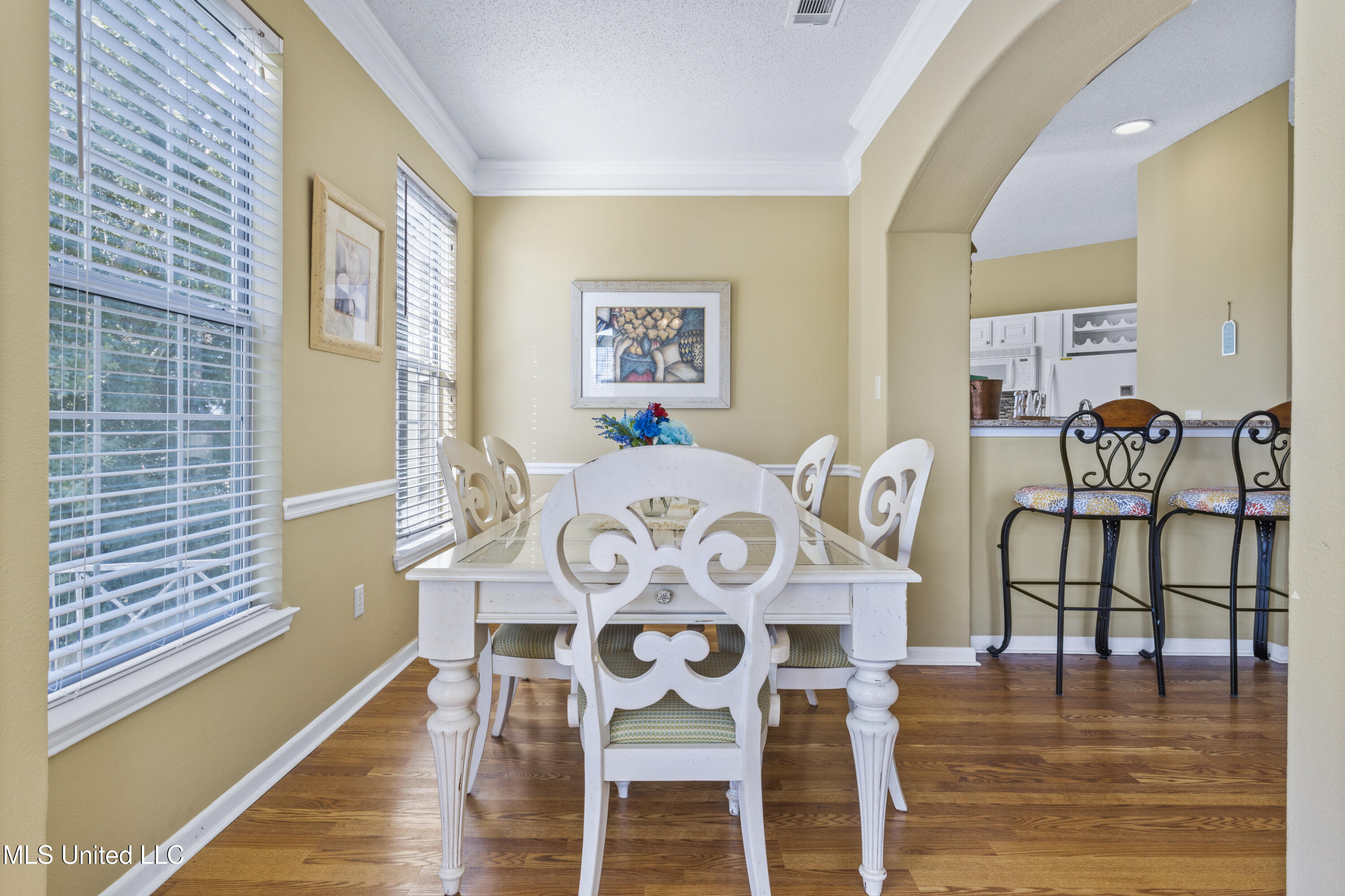 2252 Beach Drive Property Photo 10