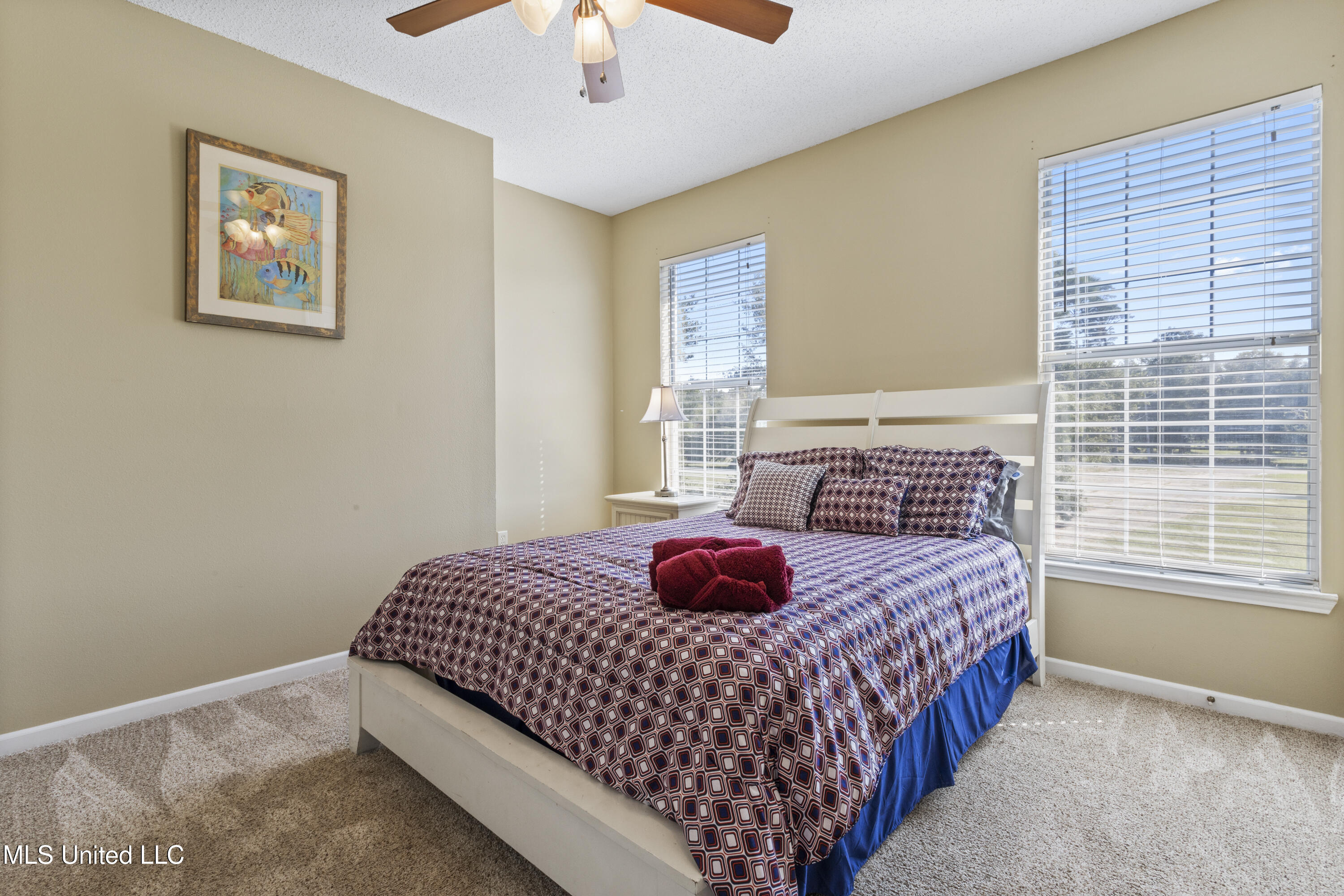 2252 Beach Drive Property Photo 25